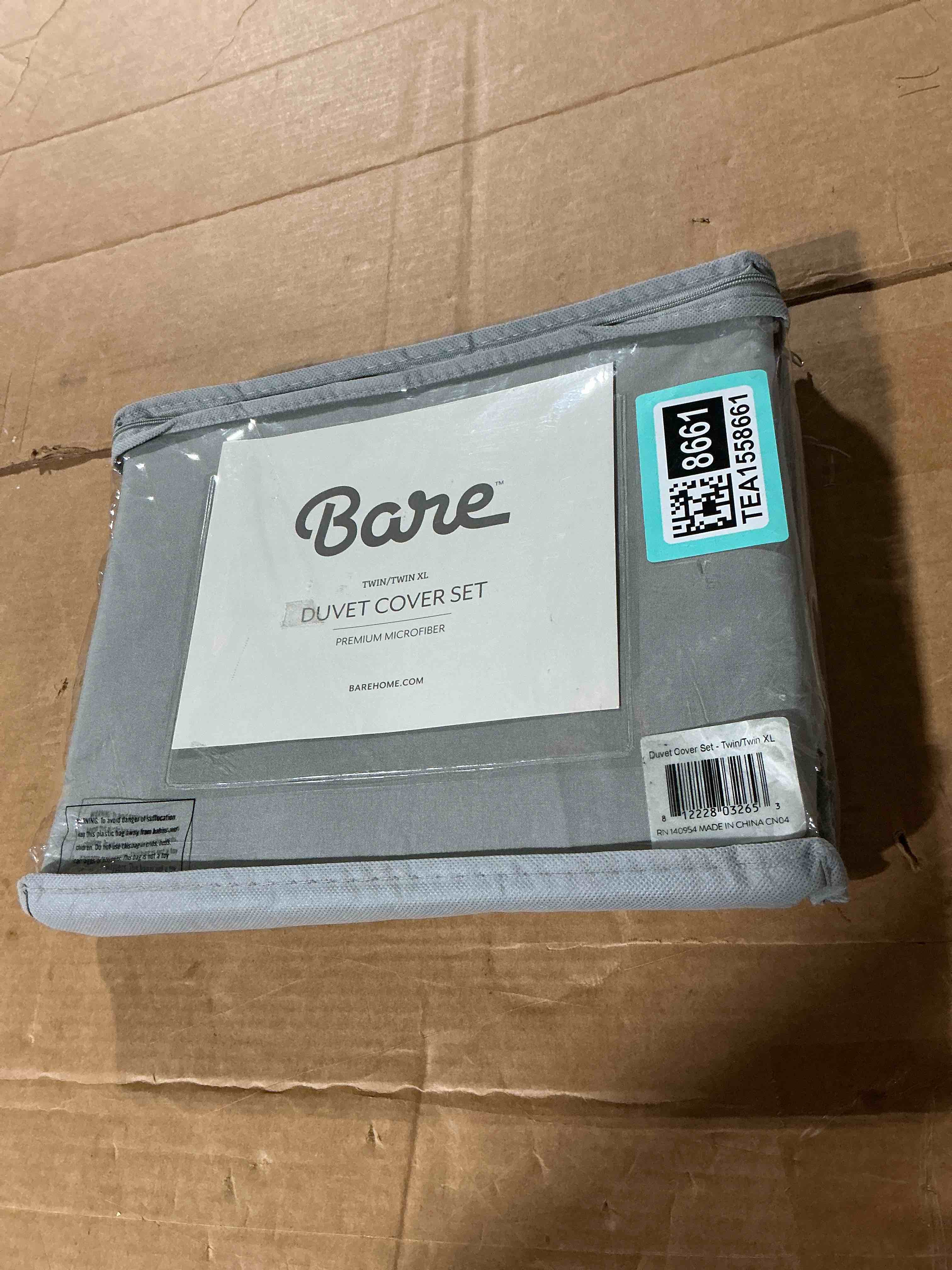 Condition photo showing New/Like New for bare home duvet cover set 1800 ultra-soft (twin/twin xl, light grey)