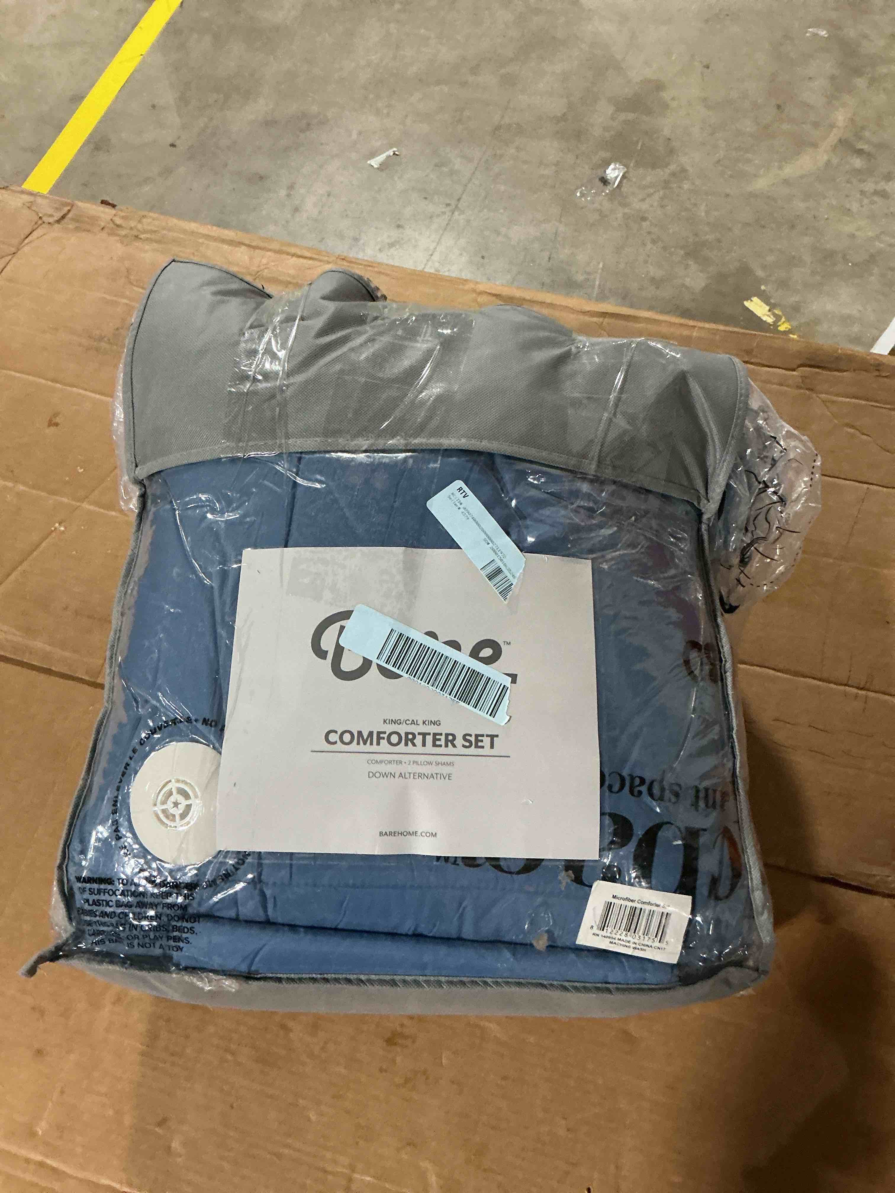 Condition photo showing New/Like New for bare home comforter set (king/cal king, coronet blue)