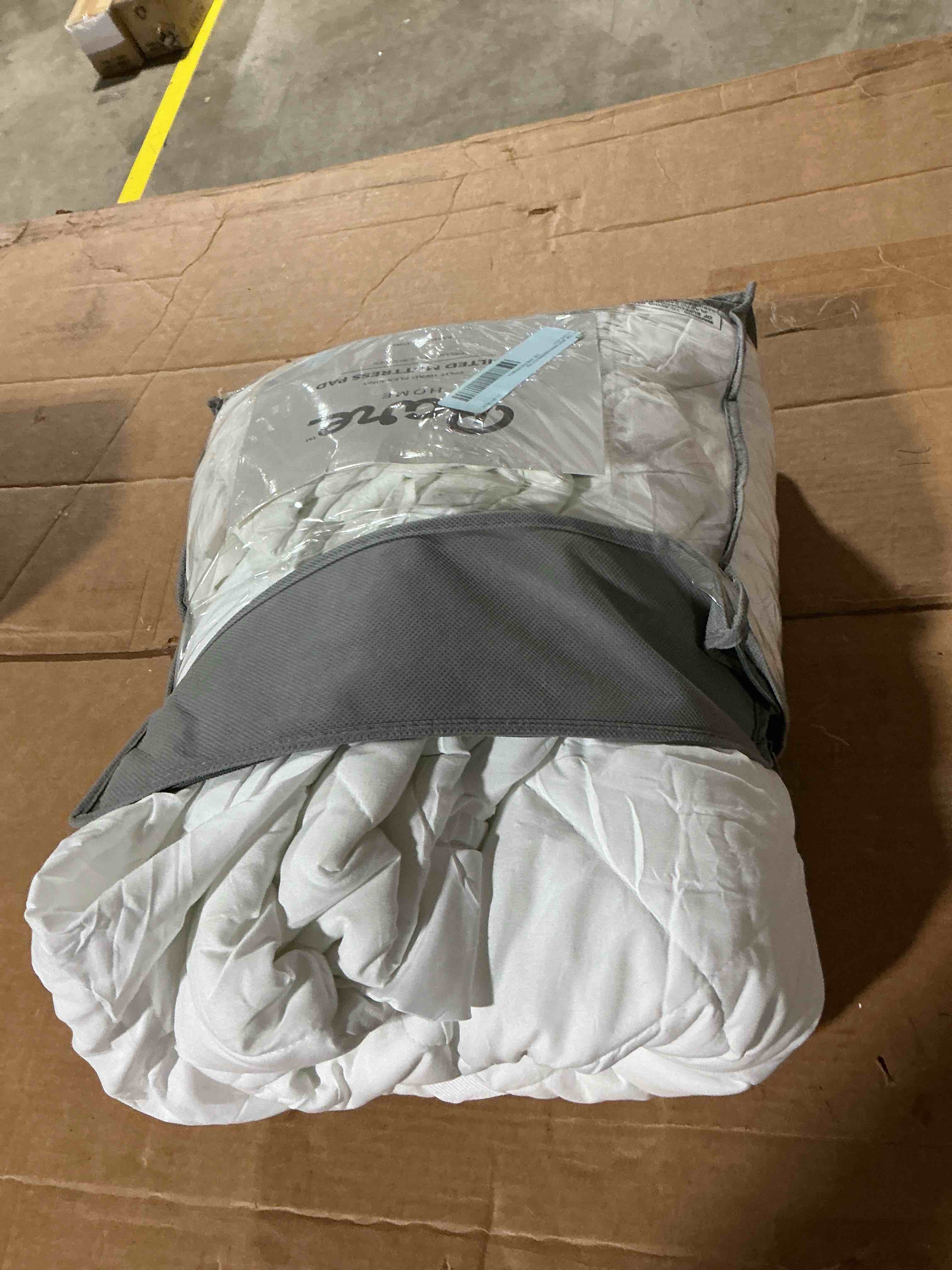 Condition photo showing As Is for bare home quilted mattress pad - cooling mattress cover - deep pocket - split head flex king white