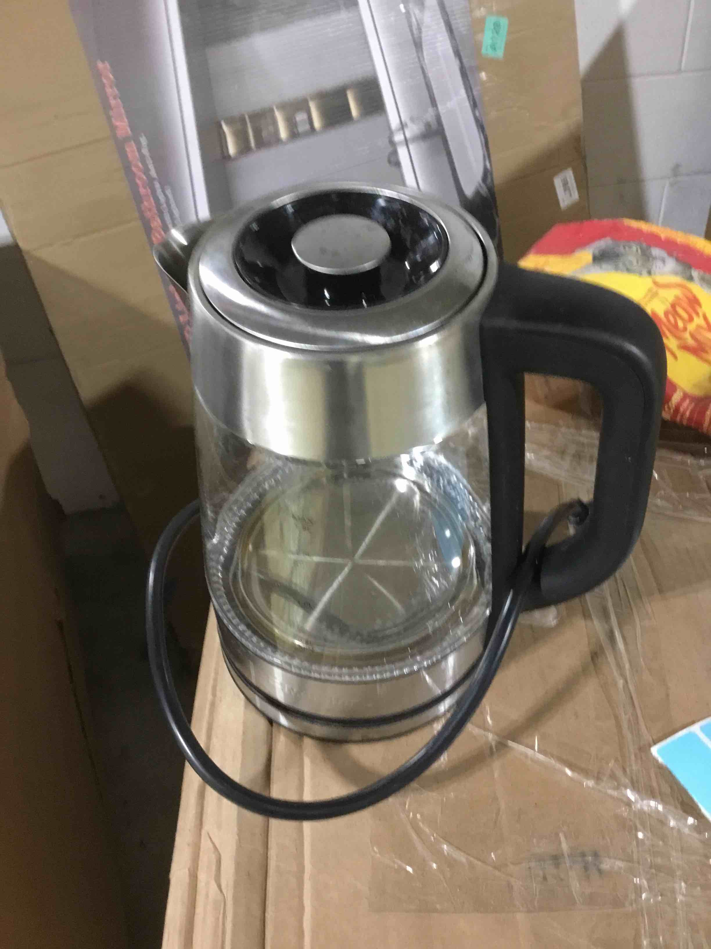 Condition photo showing As Is for Mueller Rapid Boil Electric Tea Kettle 1.8L – Borosilicate Glass & Stainless Steel – BPA-Free Hot Water Boiler, LED Light, Auto Shut-Off, Boil Dry Protection Fast Water Heater – Kitchen Appliances