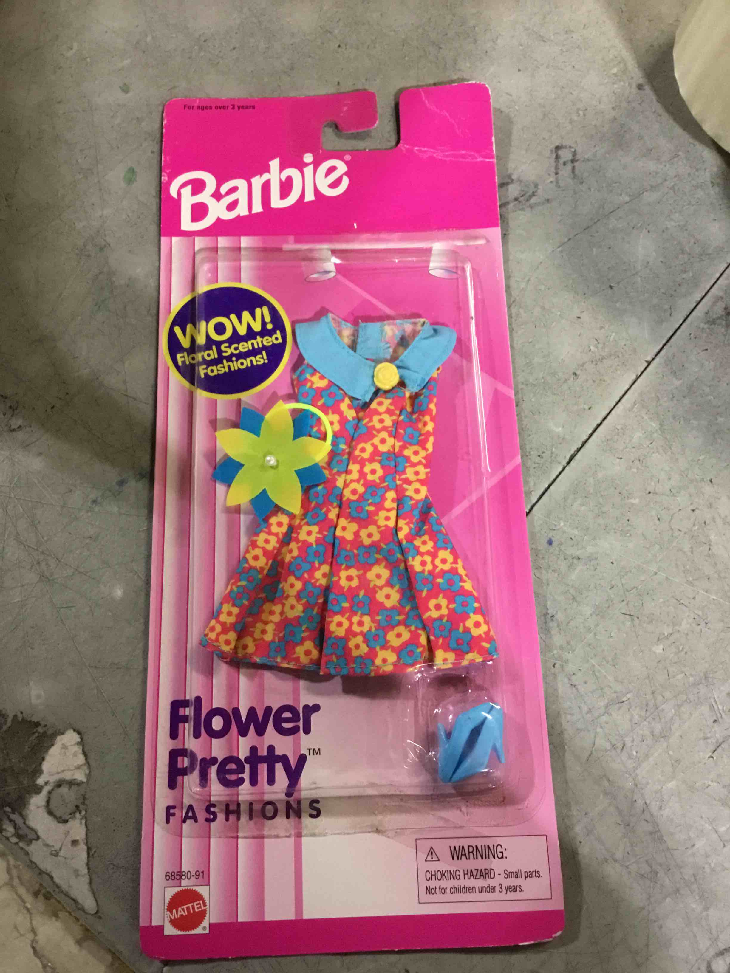 Condition photo showing New/Like New for Barbie 1995 Flower Pretty Fashions Read