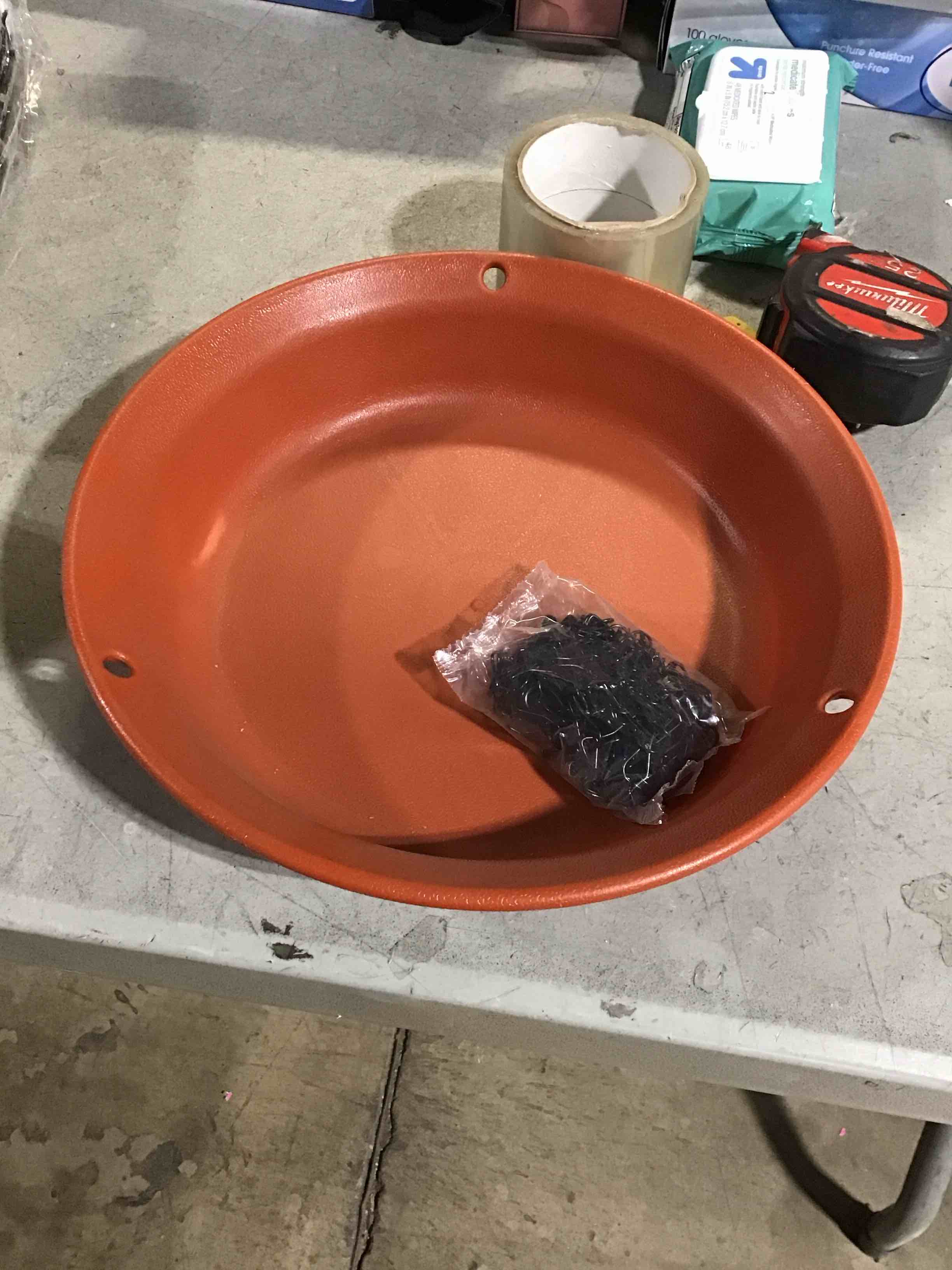 Condition photo showing Good Condition for Hanging Bird Bath, Hanging Bird Water Feeder for Outdoors, Feeder Bowl, 1 Pack Birdbath Tray Accessories for Outside, Plastic Birdbaths Tray for Garden Patio Decoration (Terra Cotta)