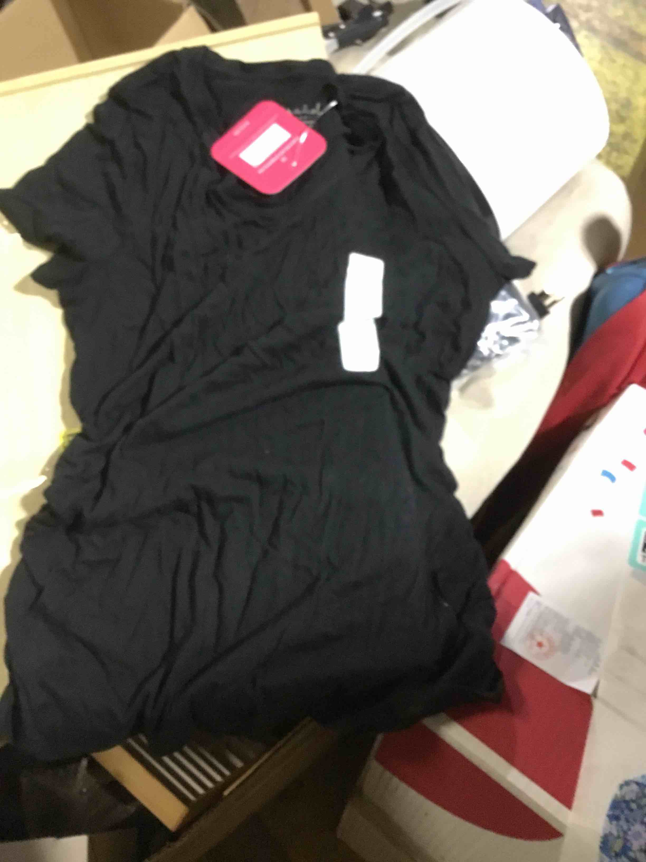 Condition photo showing Good Condition for Short Sleeve V Neck T-Shirt Isabel Maternity Side Shirred Maternity Medium