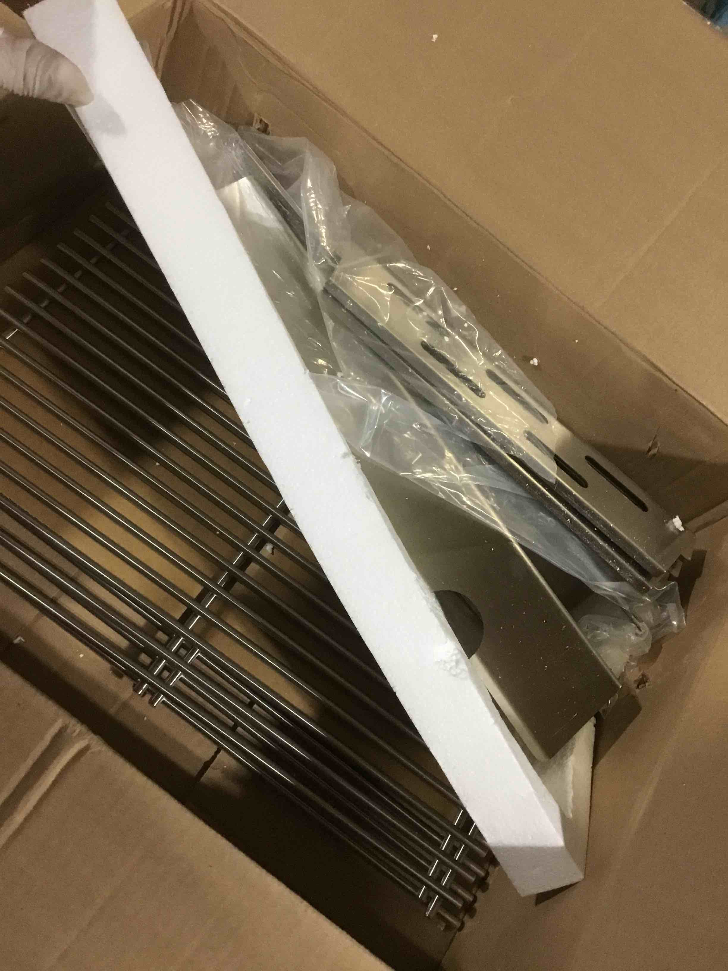 Condition photo showing Good Condition for Stainless Steel Grill Grates with 66032 Flavorizer Bars for Weber Genesis II Grill Parts GS4,66095 Cooking Grates 66795 Heat Deflector Replacement Parts for Weber Genesis ii E-310 E-315 S-335