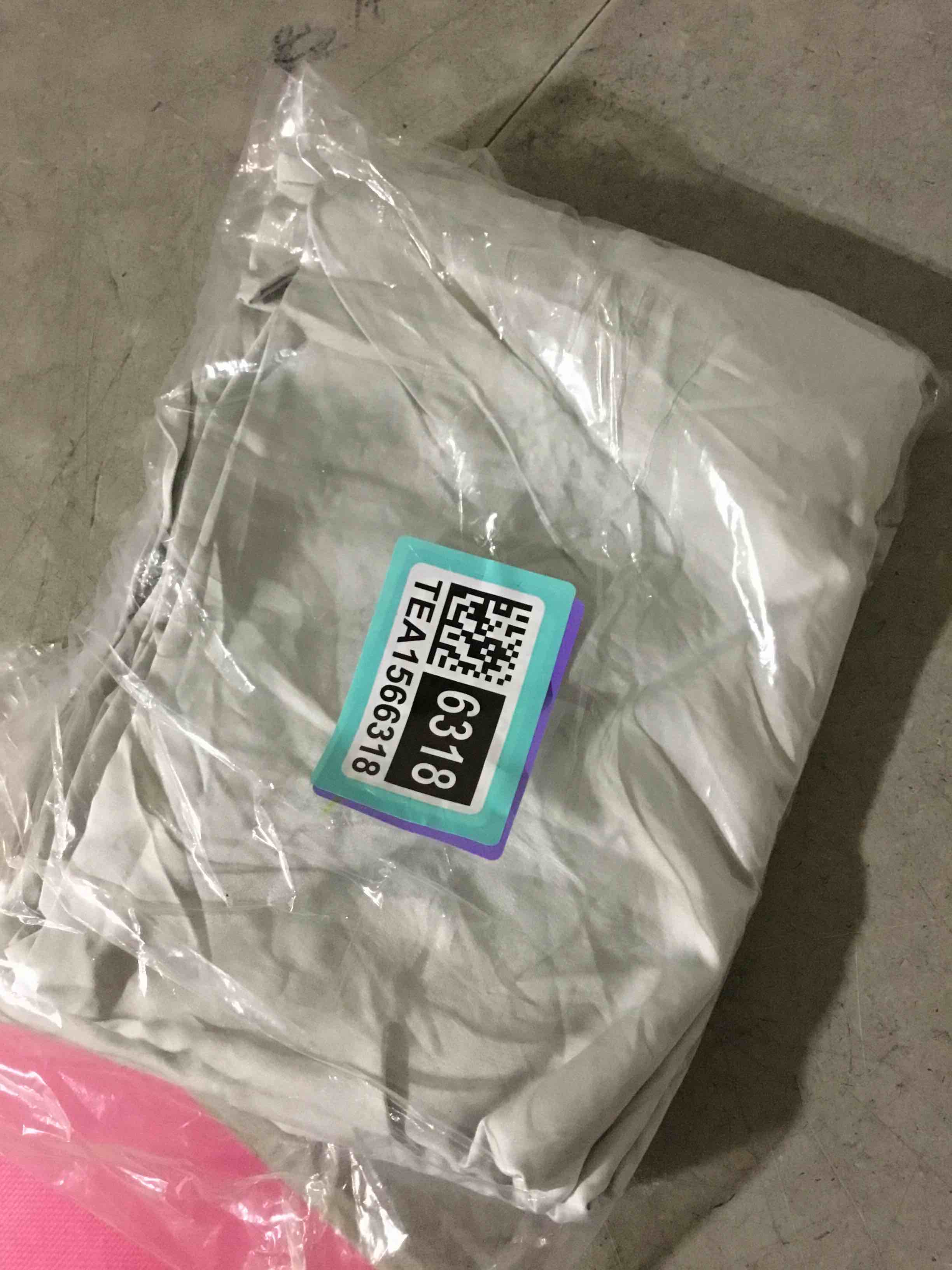 Condition photo showing As Is for (ONLY COVES PILLOWS) California Design Den - 5 Star Luxury King Sheets Set 100% Cotton, 600 Thread Count Deep Pocket, Snug Fit, Soft & Crisp Cooling Cotton Sheets with Sateen Weave 2 Piece Set (King, Light Gray)