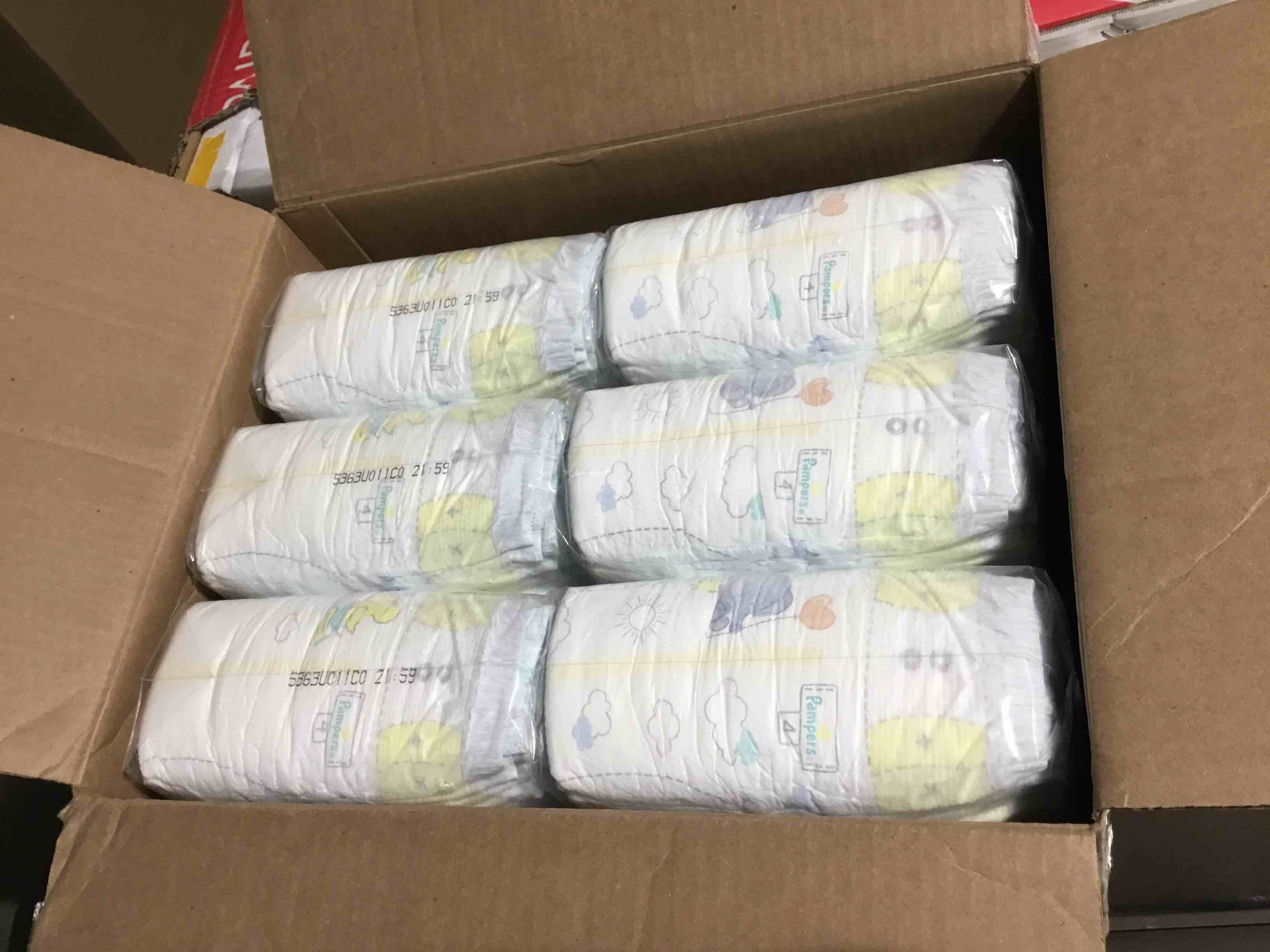 Condition photo showing New/Like New for pampers swaddlers diapers size 4  150 count (select for more options)