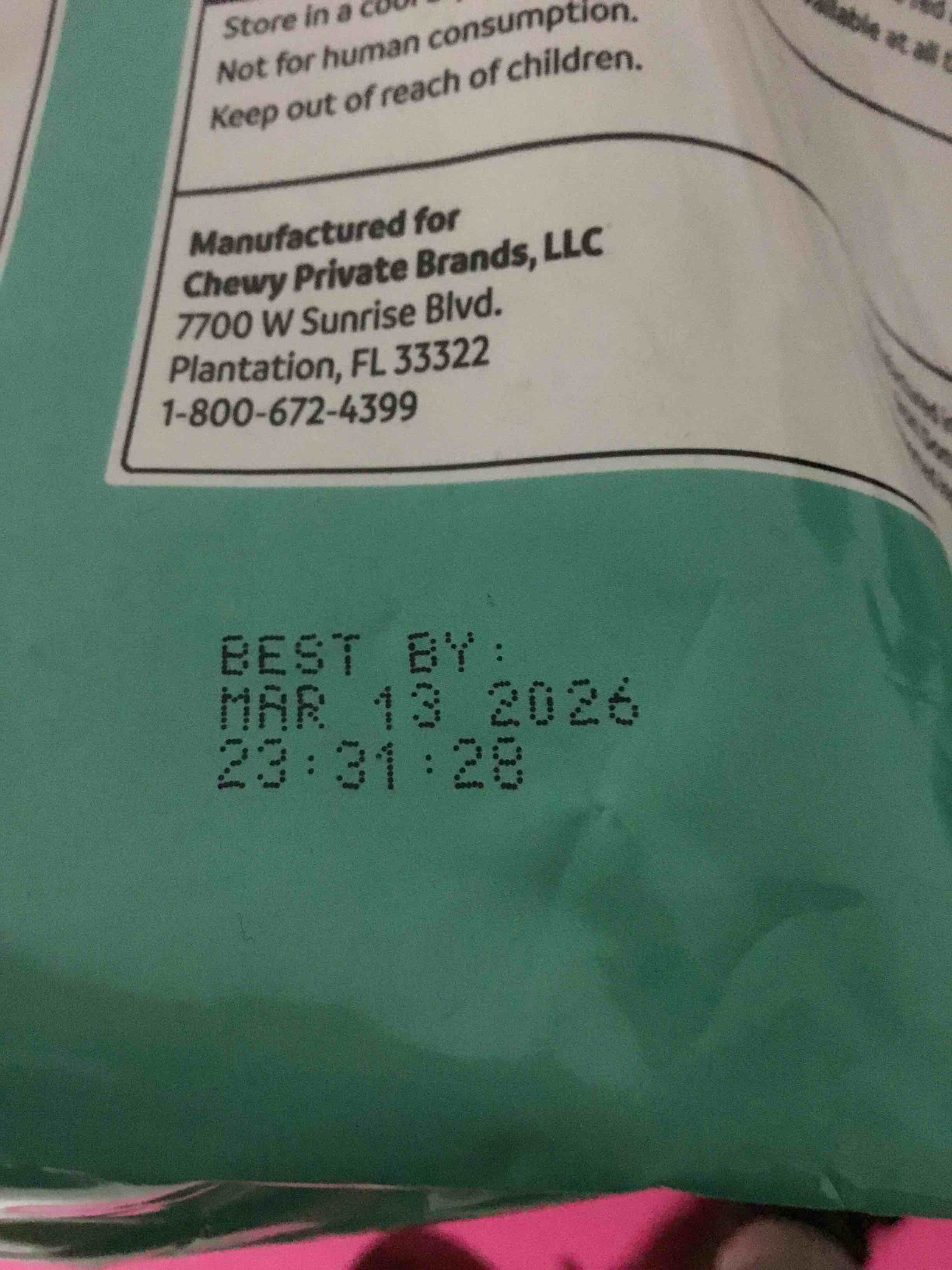 Condition photo showing New/Like New for (BB MAR 13/2026) Vibeful Medium Daily Dental Chews for Dogs, Chicken Flavor, 30 count