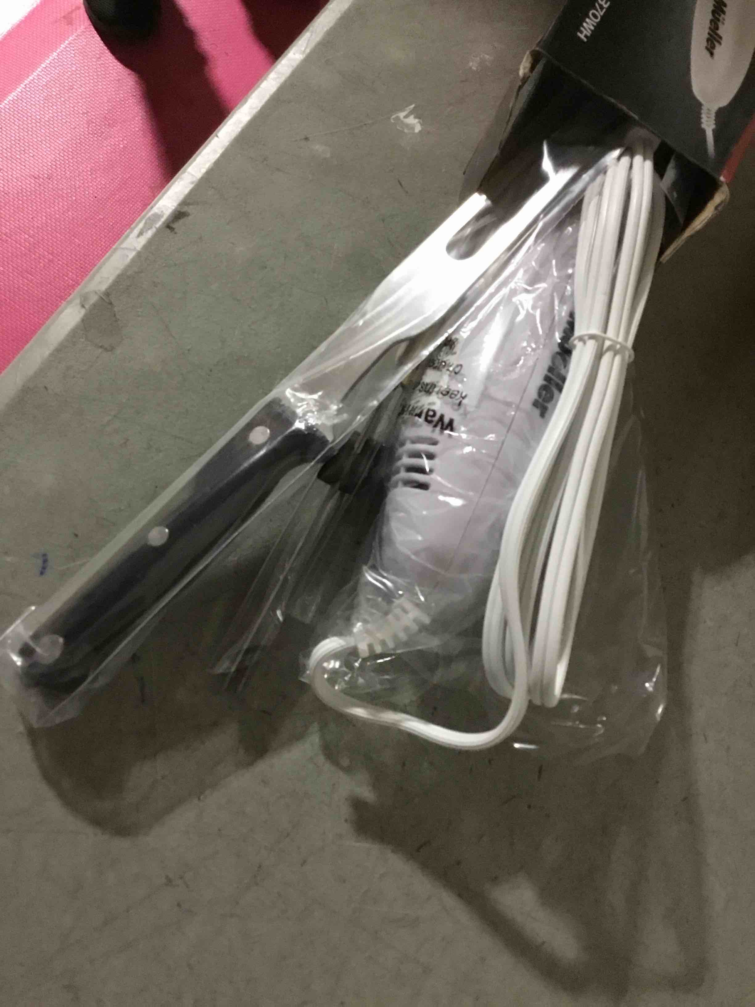 Condition photo showing New/Like New for Mueller Ultra-Carver Electric Knife for Meat Slicing, Turkey Carving Knife, Bread Slicer, Crafting Foam, Stainless Steel Blades, Powerful Motor, Ergonomic Handle, Serving Fork Included, Grey