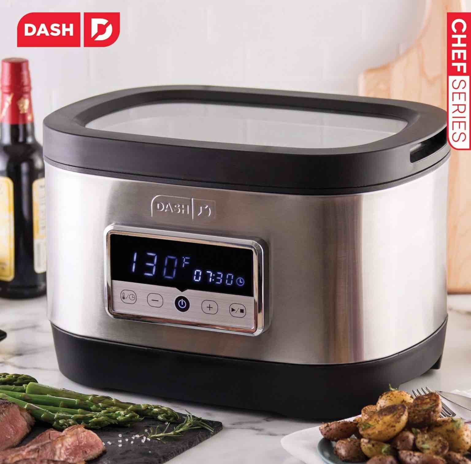 dash chef series digital sous vide bath - sous vide machine for steak, poultry, seafood & vegetables - includes vacuum pump, 10 bags & recipe guide - 8.5 quarts