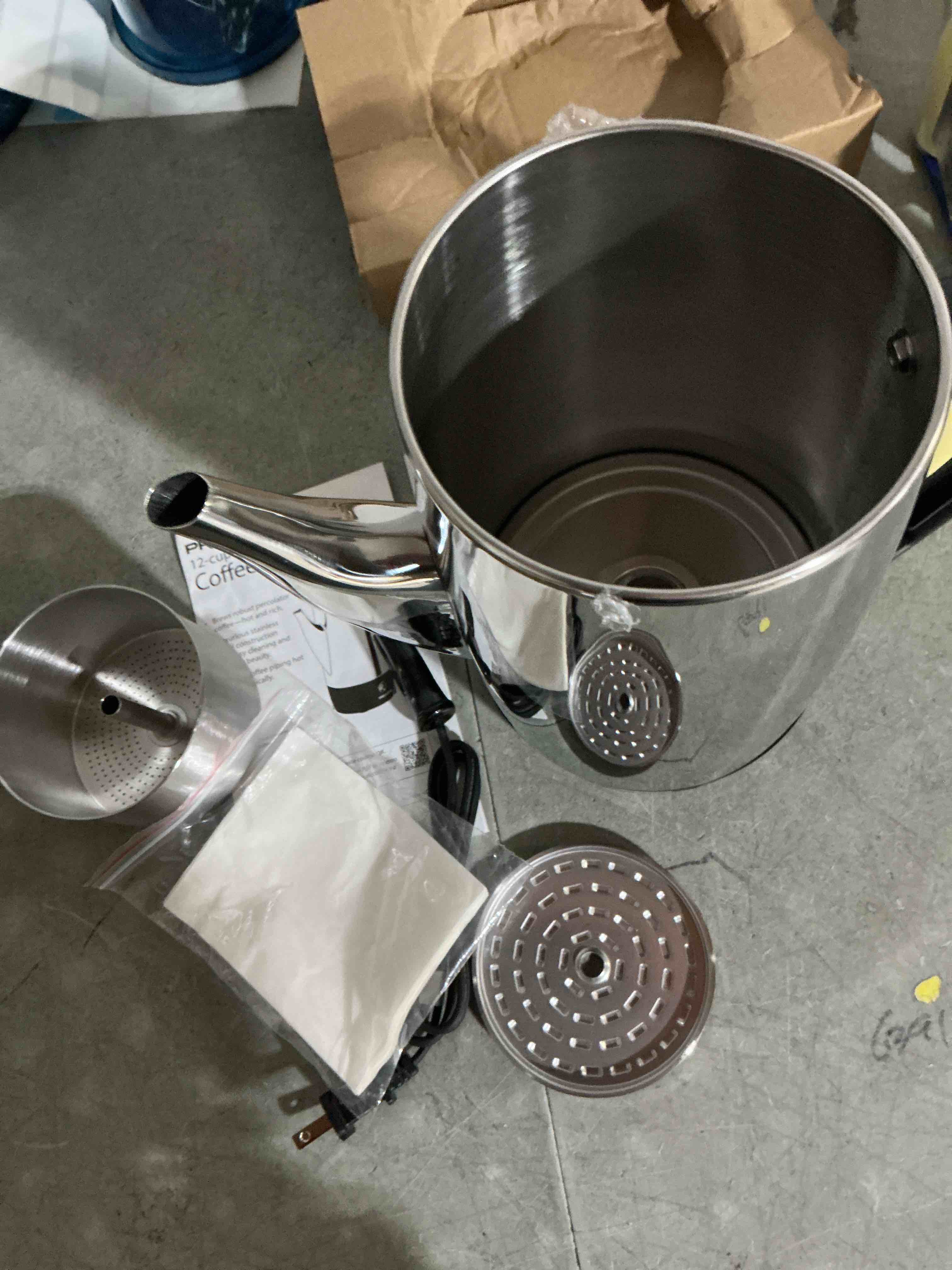 Condition photo showing Good Condition for (no lid) presto® 12-cup 72 oz. stainless steel coffee maker