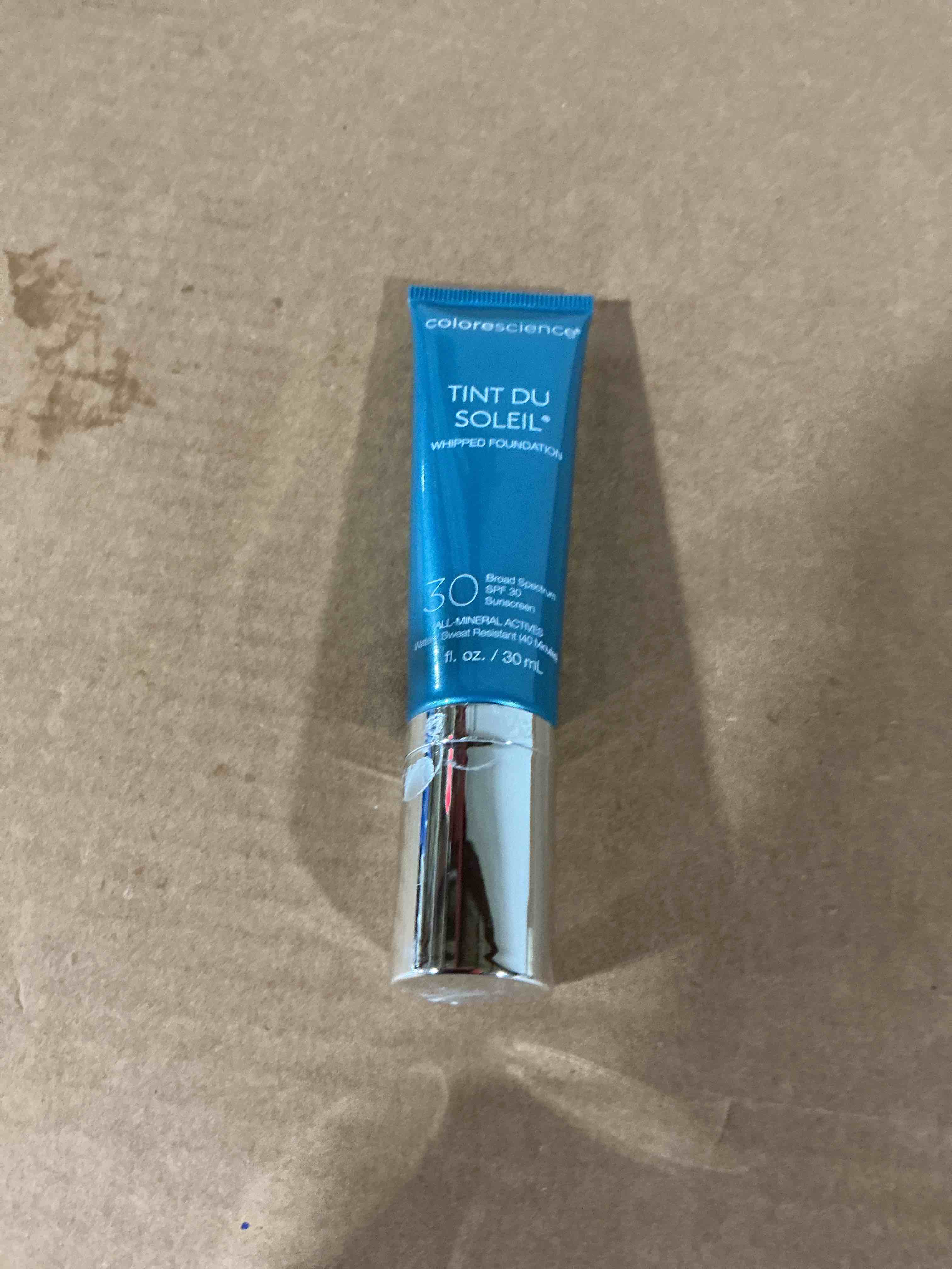 Condition photo showing As Is for colorescience tint du soleil spf 30 uv protective foundation light