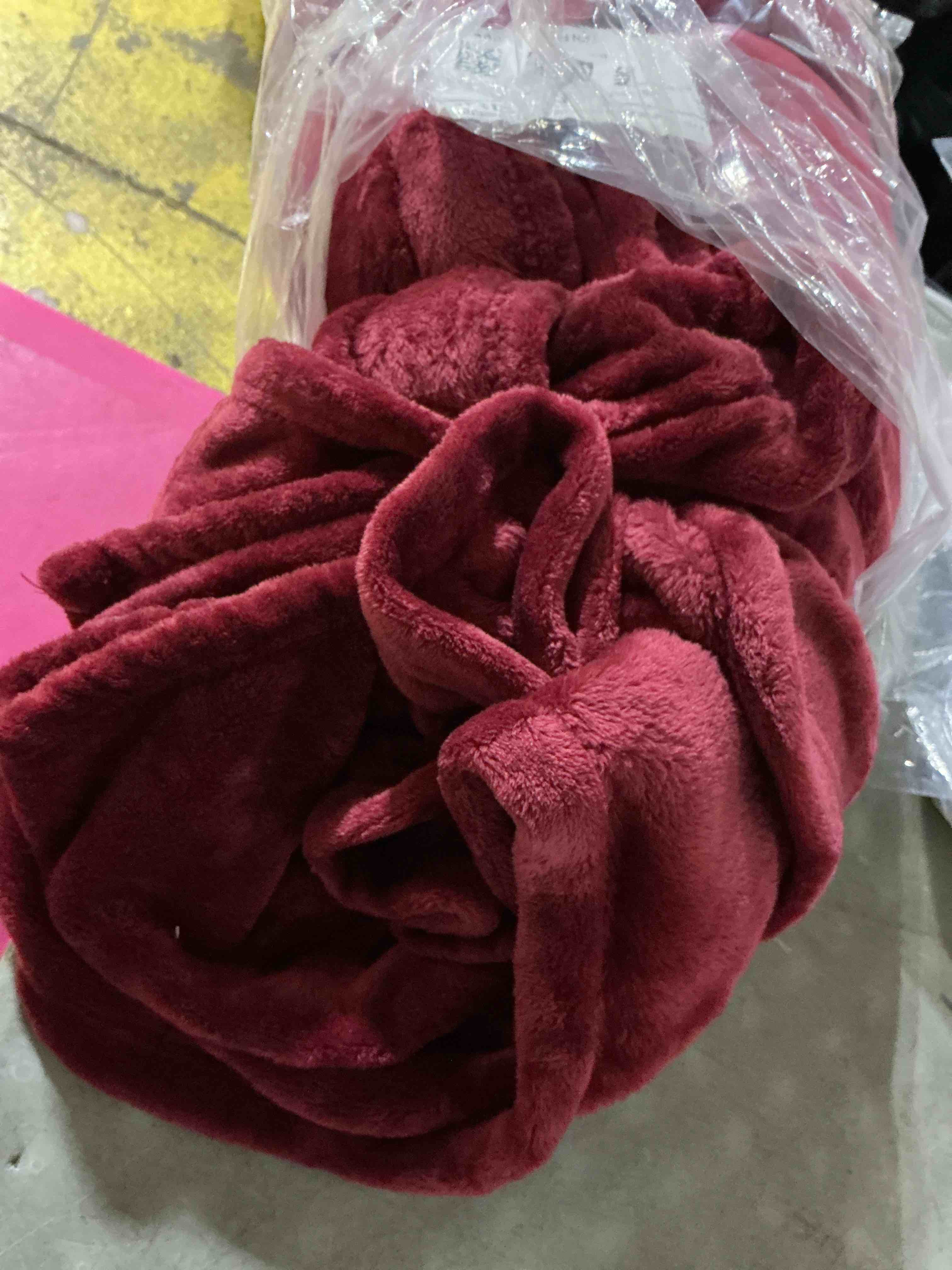 Condition photo showing As Is for bedding fleece blanket queen size burgundy 300gsm luxury anti-static fuzzy soft microfiber bed blanket (90x90 inch)