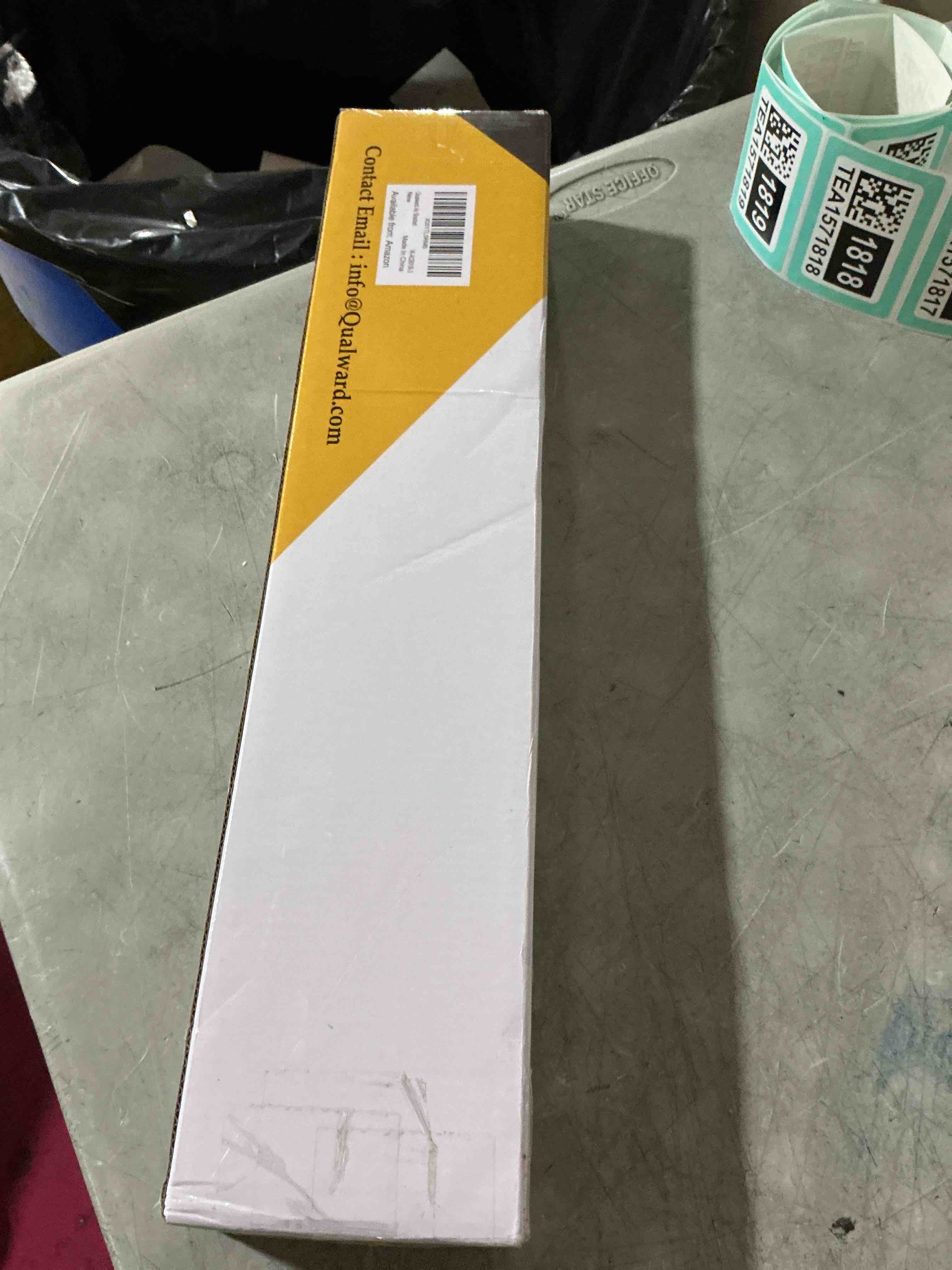 Condition photo showing Good Condition for qualward air conditioner bracket window ac support brackets - heavy duty with 2 arms, up to 180 lbs for 12000 to 24000 btu ac units- fits single or double hung windows up to 180 lbs, drilling required