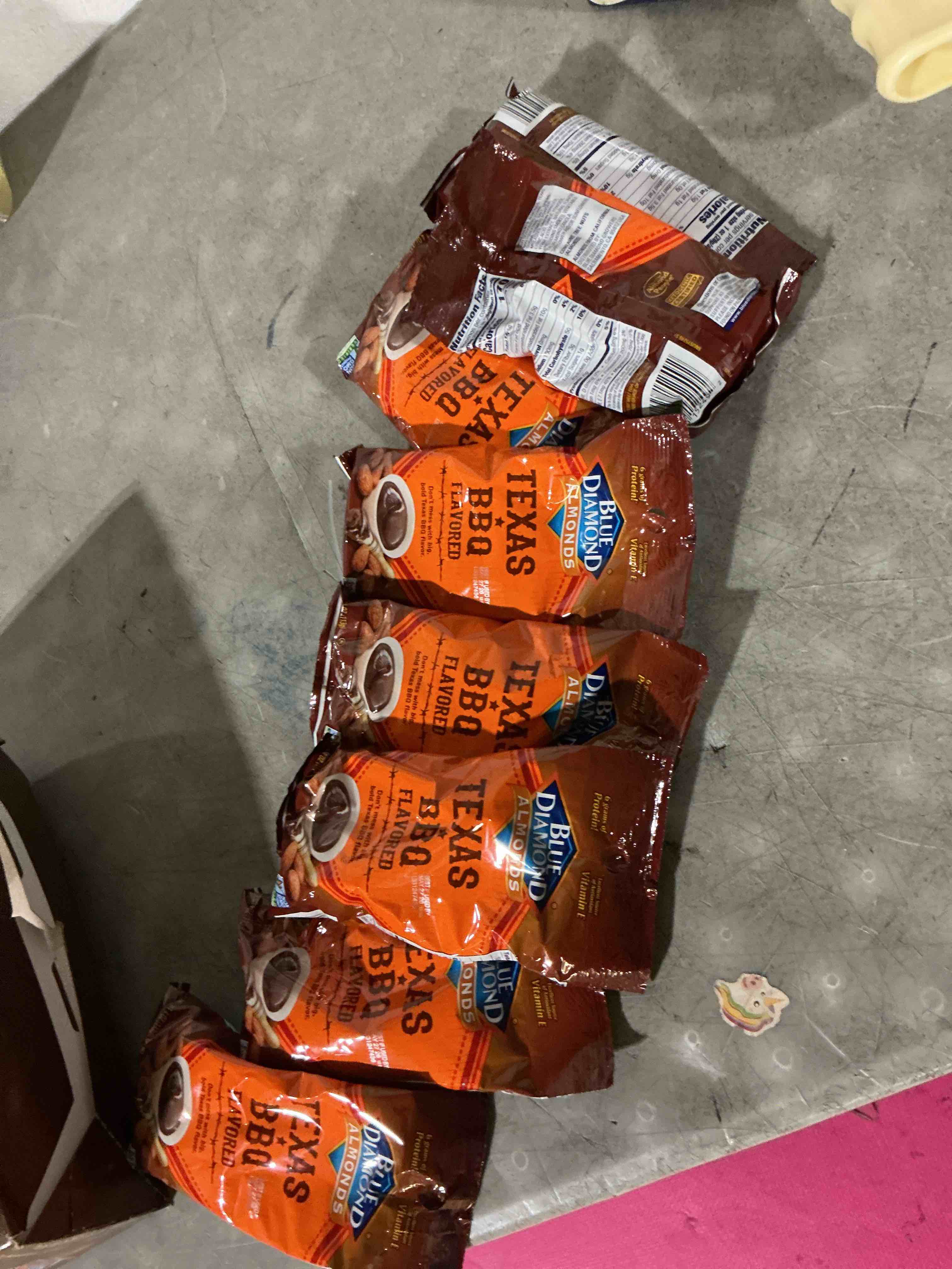 Condition photo showing Good Condition for case of 8 blue diamonds texas bbq flavored 4oz bb may 27 2026 - bid per 4oz bag