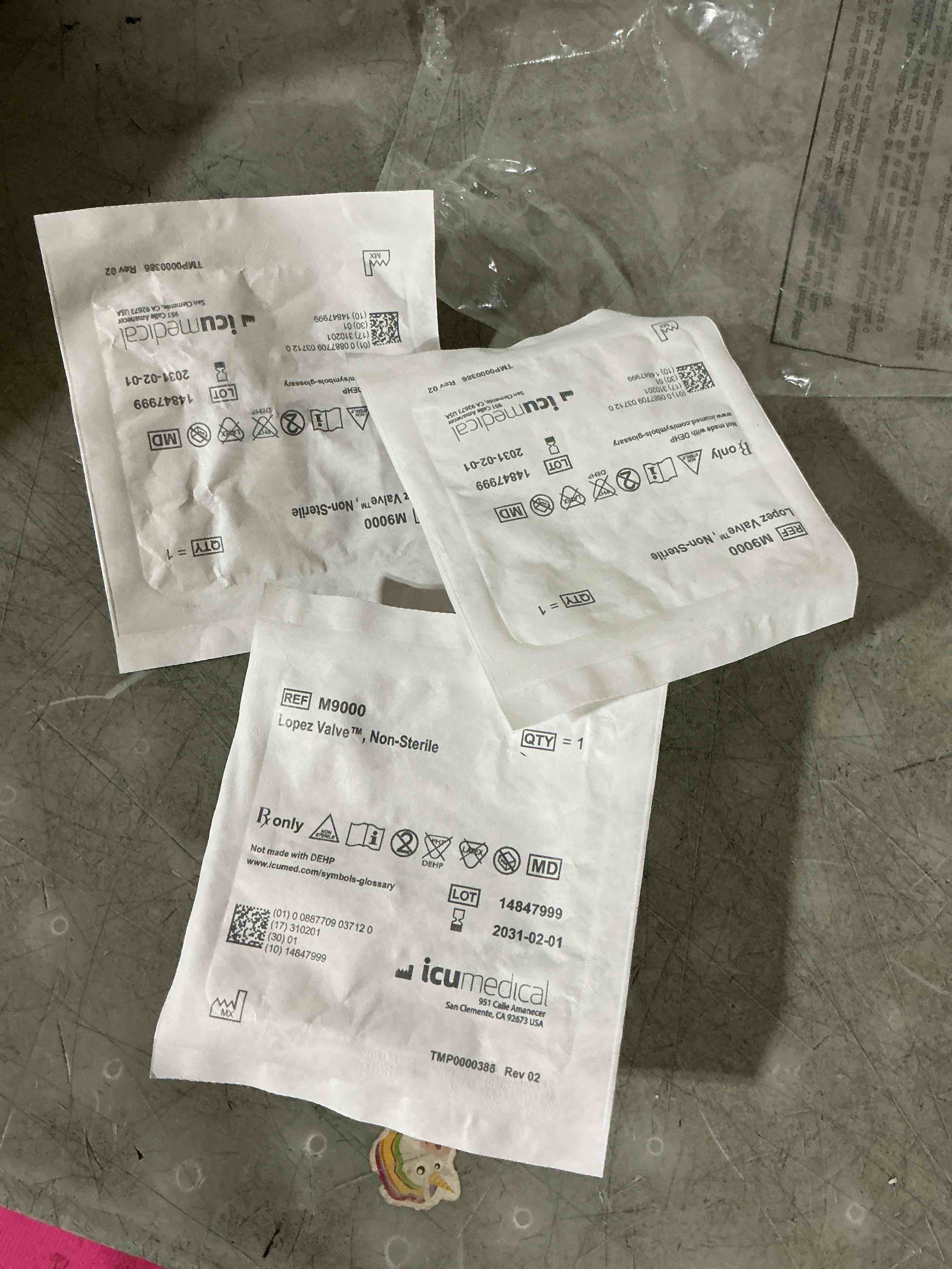 Condition photo showing New/Like New for lopez enteral feeding tube valve m9000, 1 count (pack of 3)