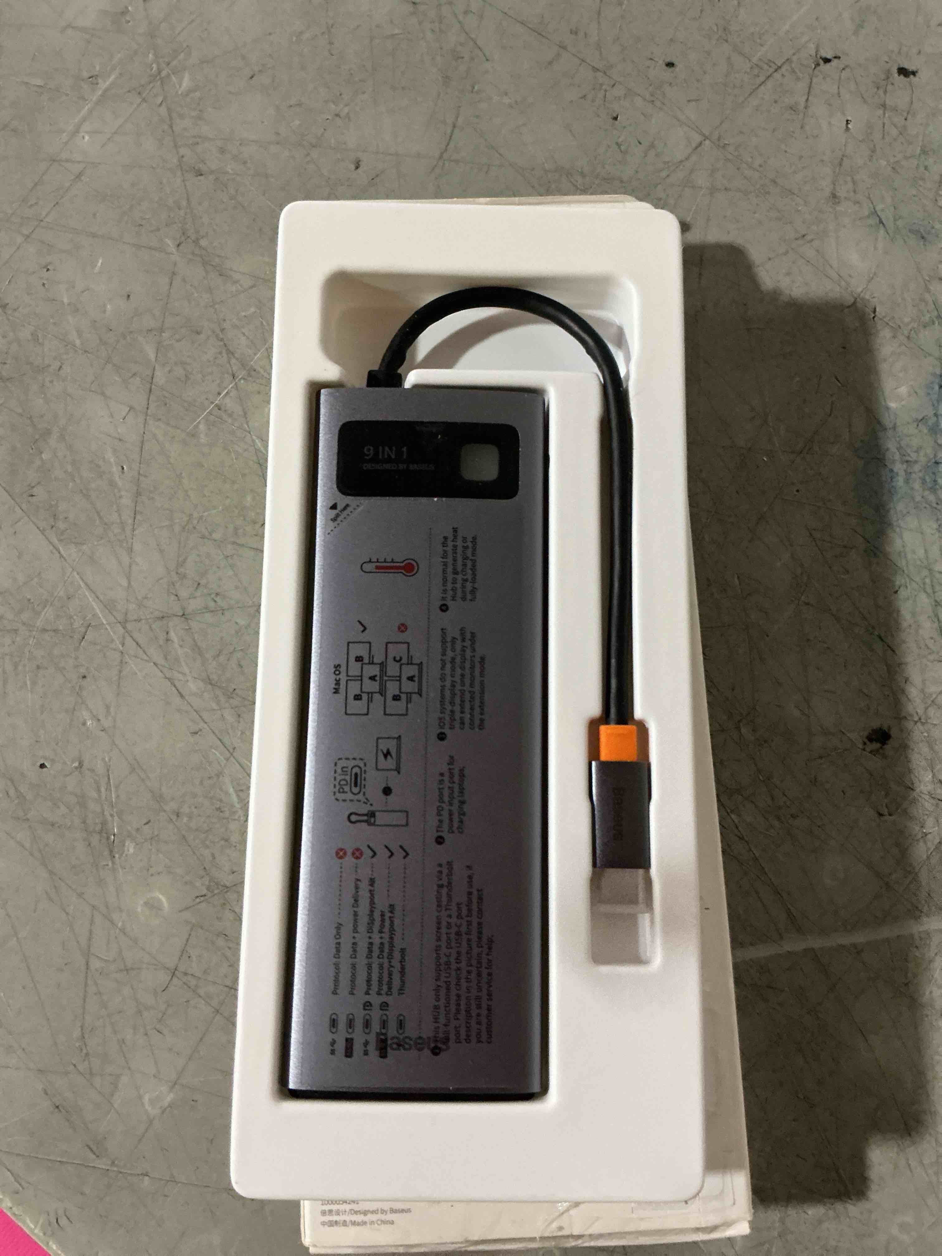 Condition photo showing Good Condition for baseus metal gleam 9w1 | adapter hub 9w1 usb-c do 2xhdmi, rj45, 2x usb3.0,usb2.0, sd/tf, usb-c 100w