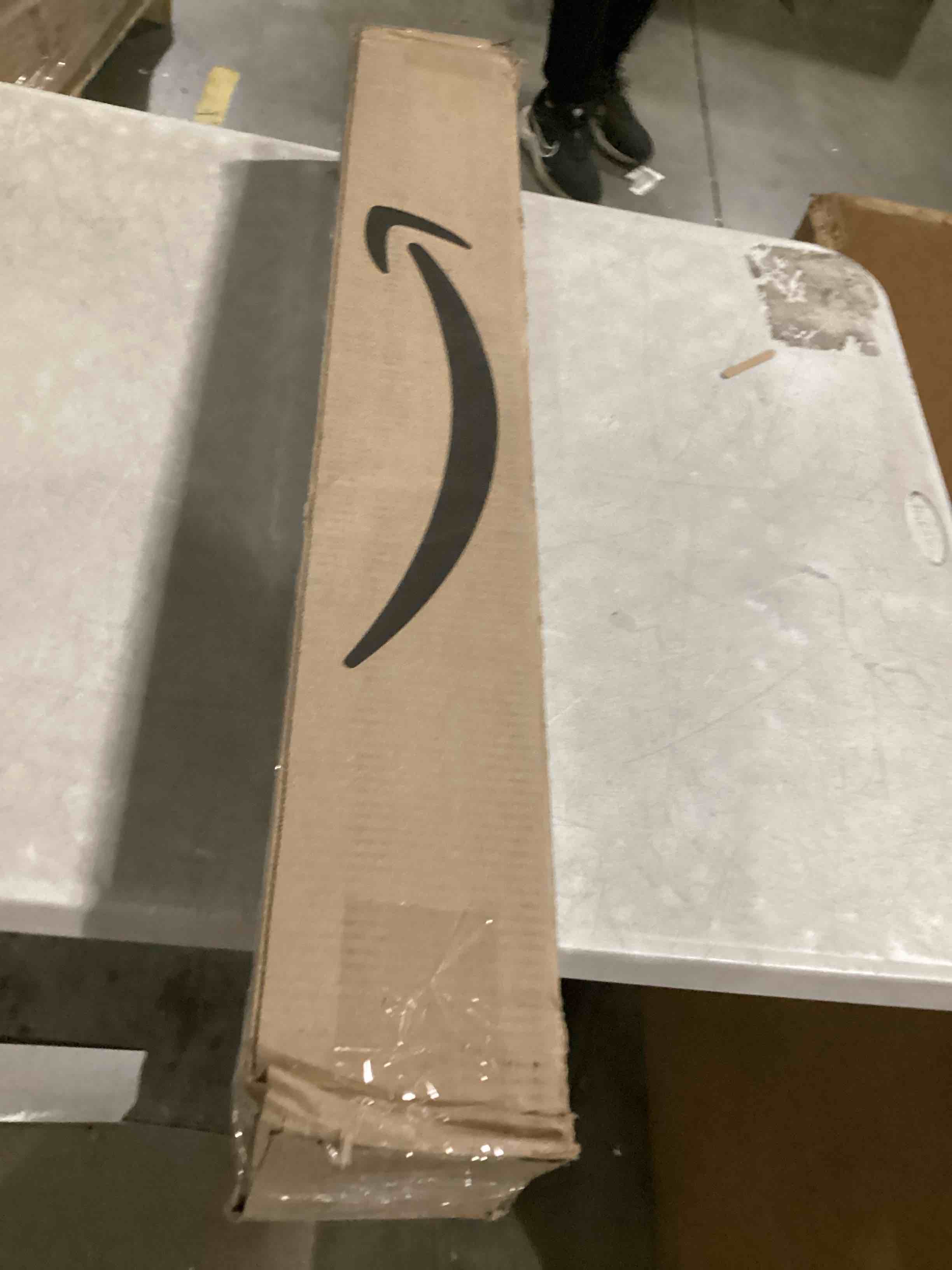 https://s3.amazonaws.com/lotting-images-prod/bidfta/TEA1578108_1745496207664.jpeg
