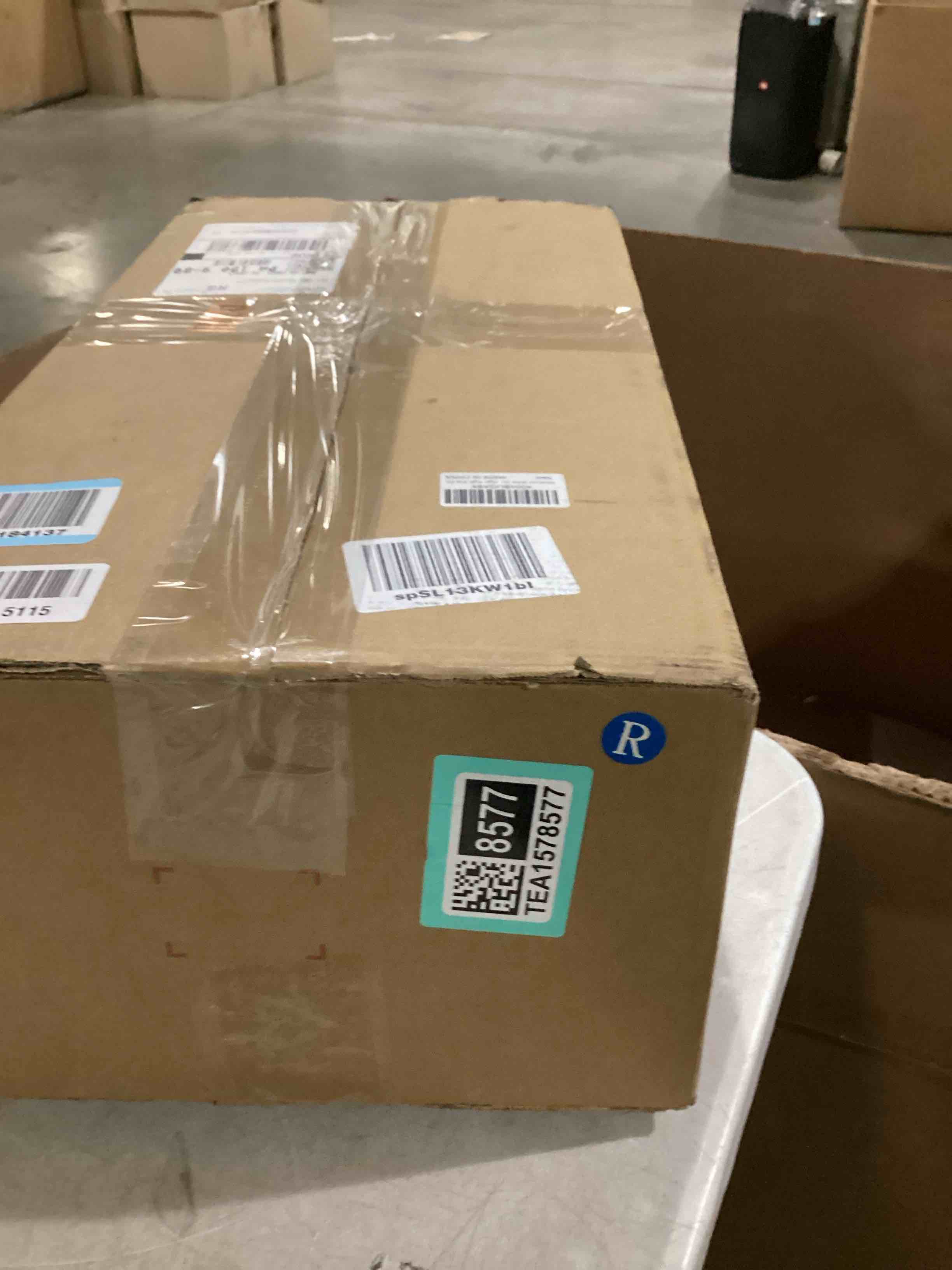 https://s3.amazonaws.com/lotting-images-prod/bidfta/TEA1578577_1746107572263.jpeg