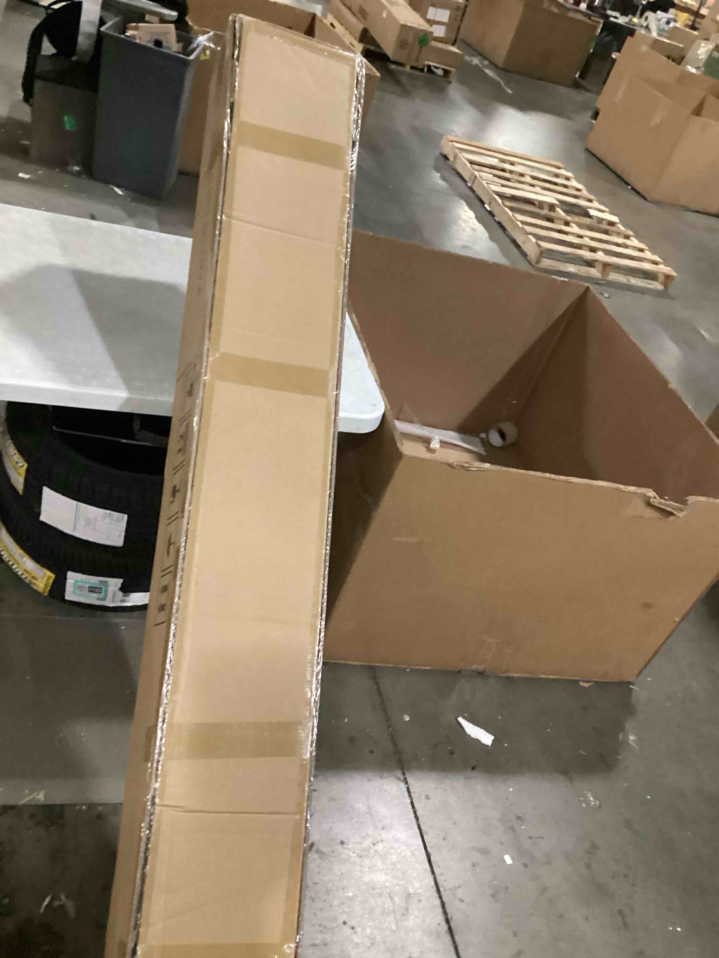 https://s3.amazonaws.com/lotting-images-prod/bidfta/TEA1578738_1746199009022.jpeg