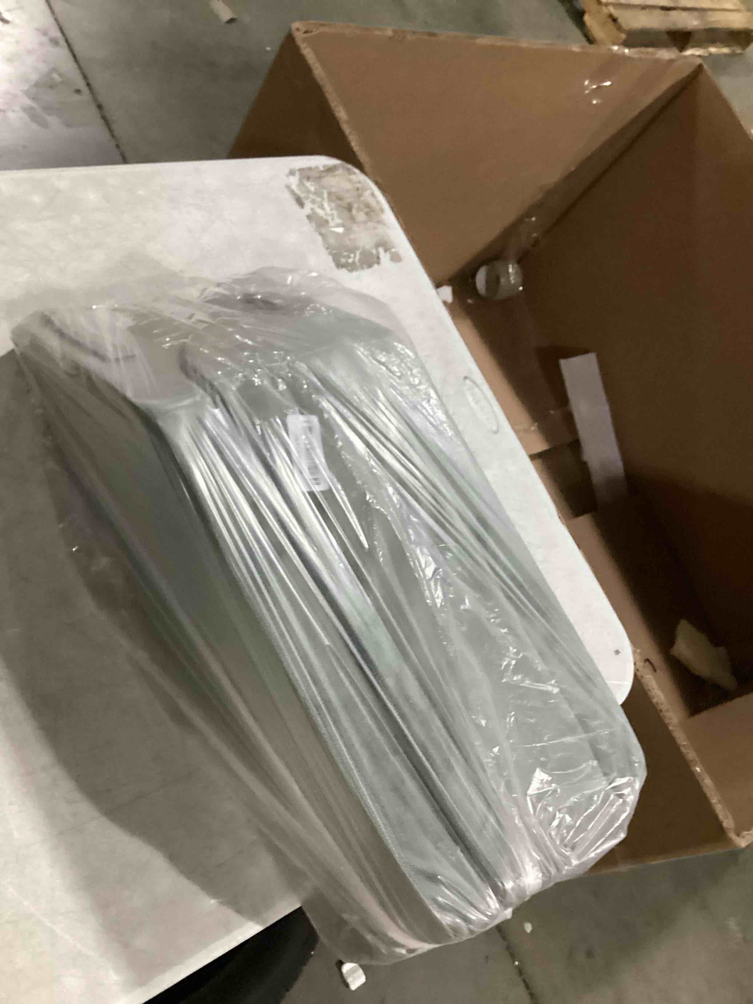 https://s3.amazonaws.com/lotting-images-prod/bidfta/TEA1578951_1746553876474.jpeg