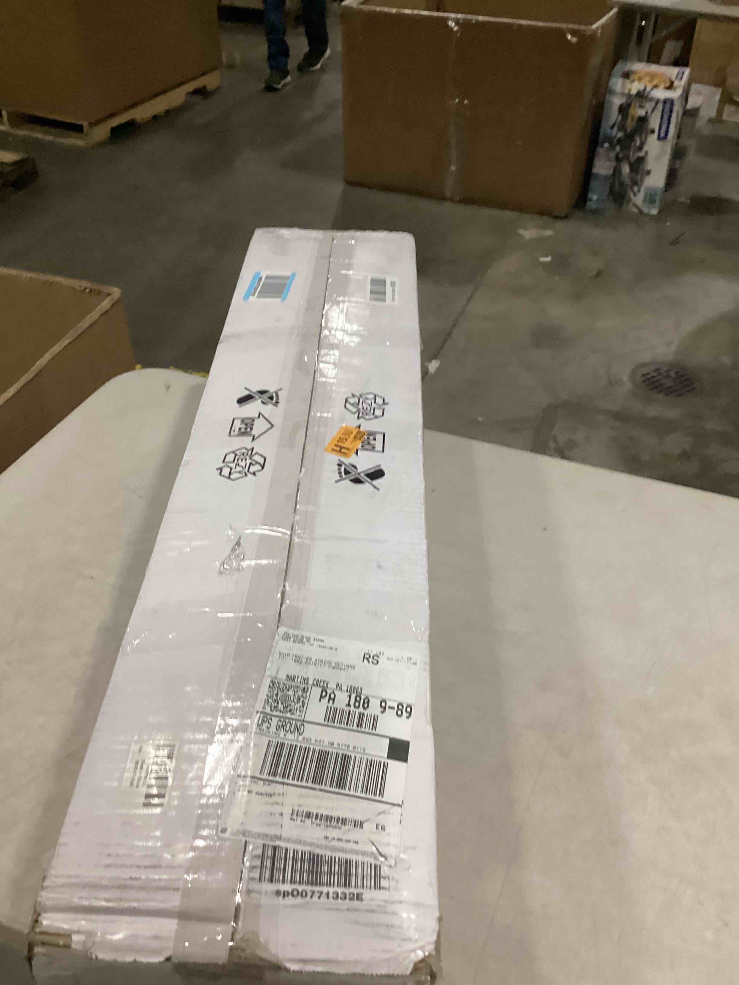 https://s3.amazonaws.com/lotting-images-prod/bidfta/TEA1579242_1742991824627.jpeg
