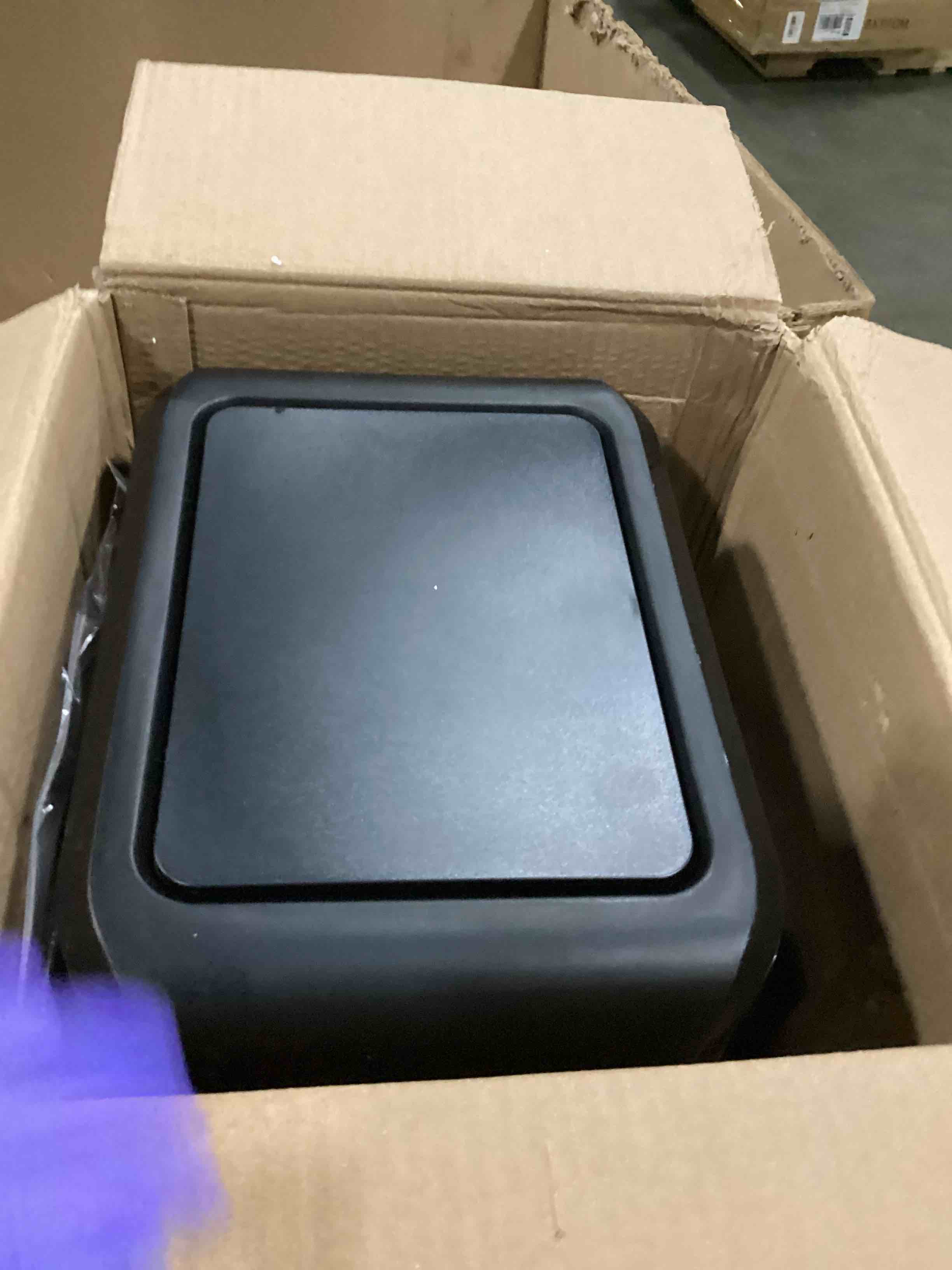 https://s3.amazonaws.com/lotting-images-prod/bidfta/TEA1580106_1743701720851.jpeg