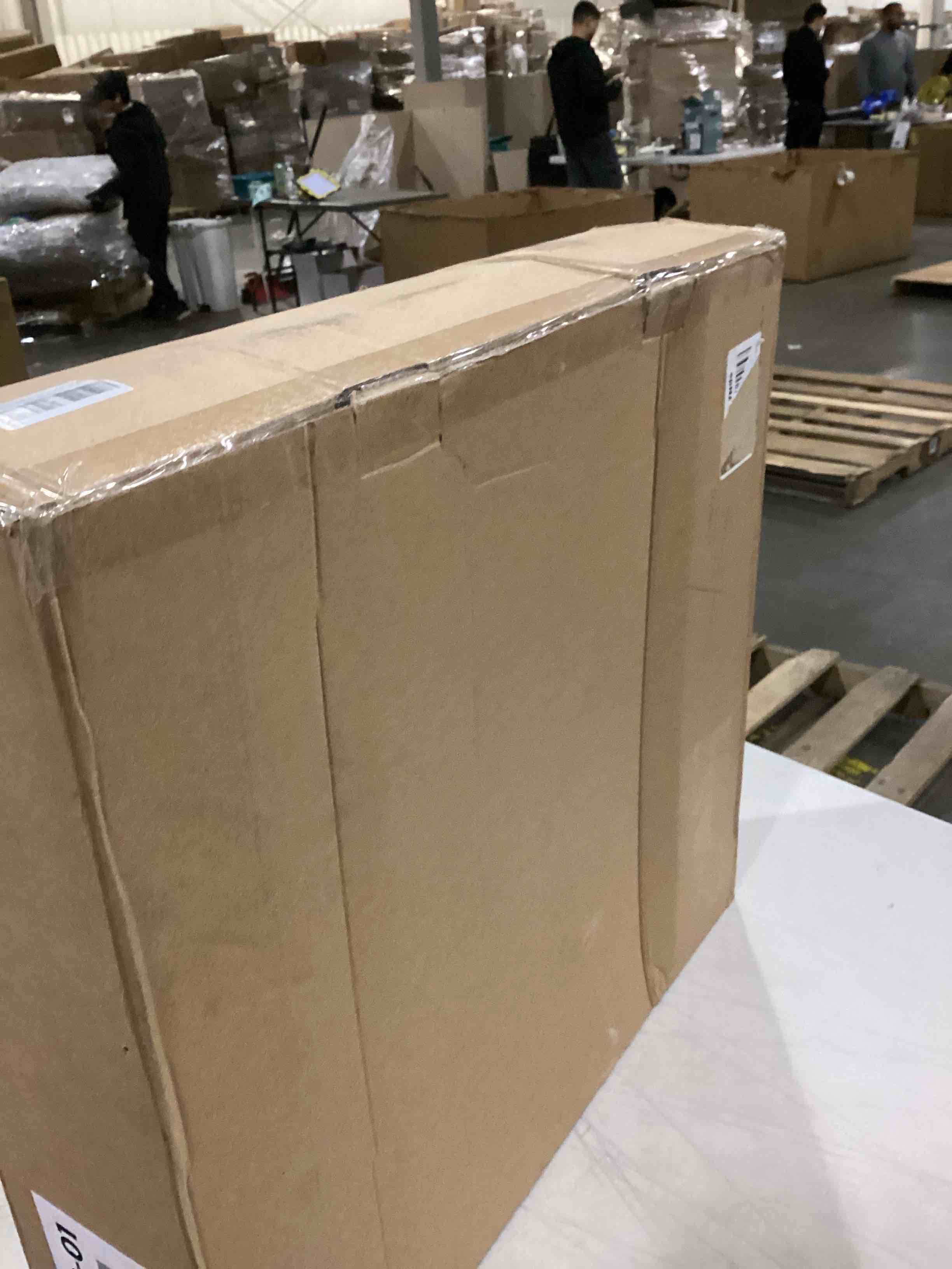 https://s3.amazonaws.com/lotting-images-prod/bidfta/TEA1580616_1744287887242.jpeg