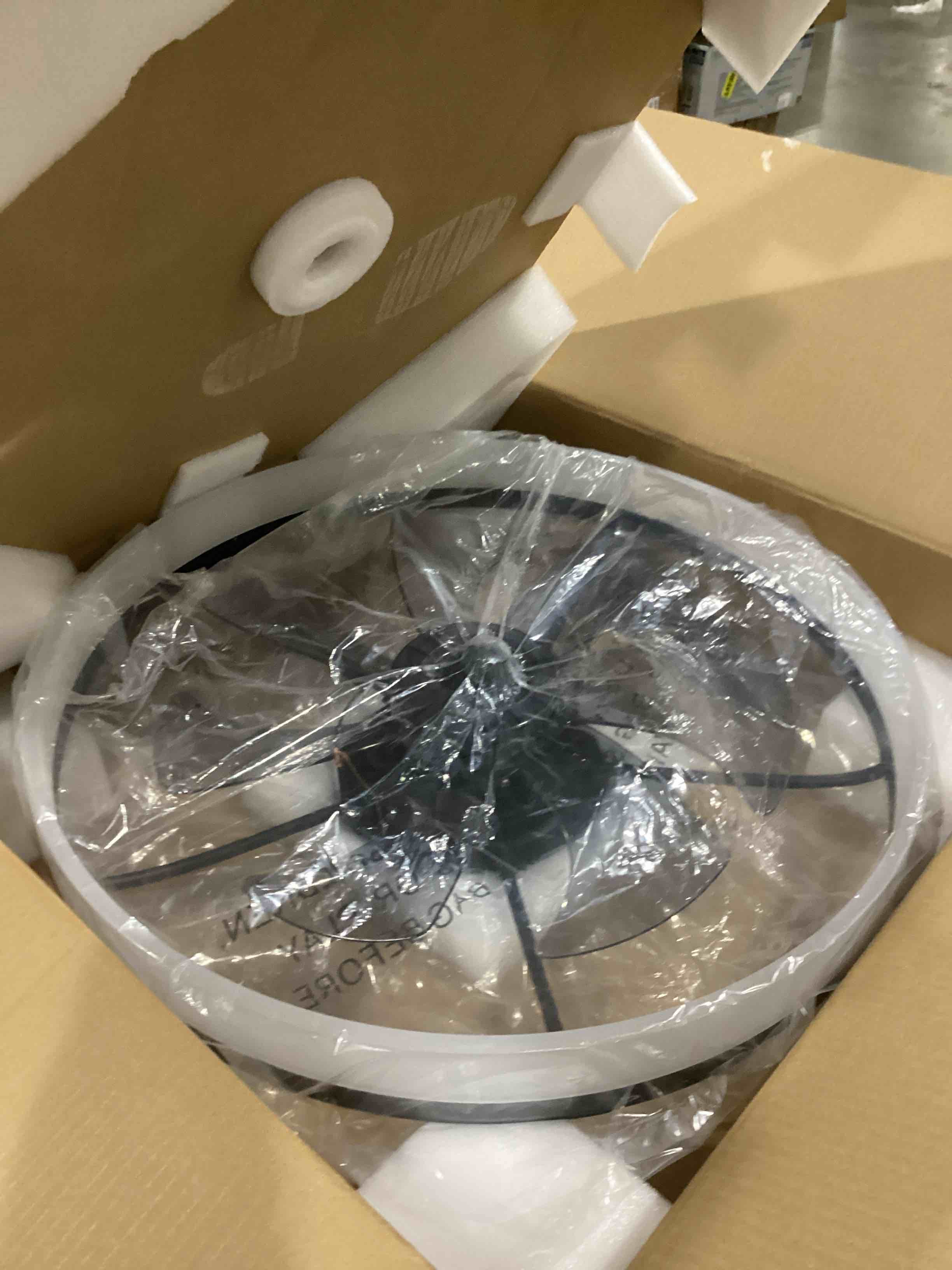 https://s3.amazonaws.com/lotting-images-prod/bidfta/TEA1580715_1744633720914.jpeg