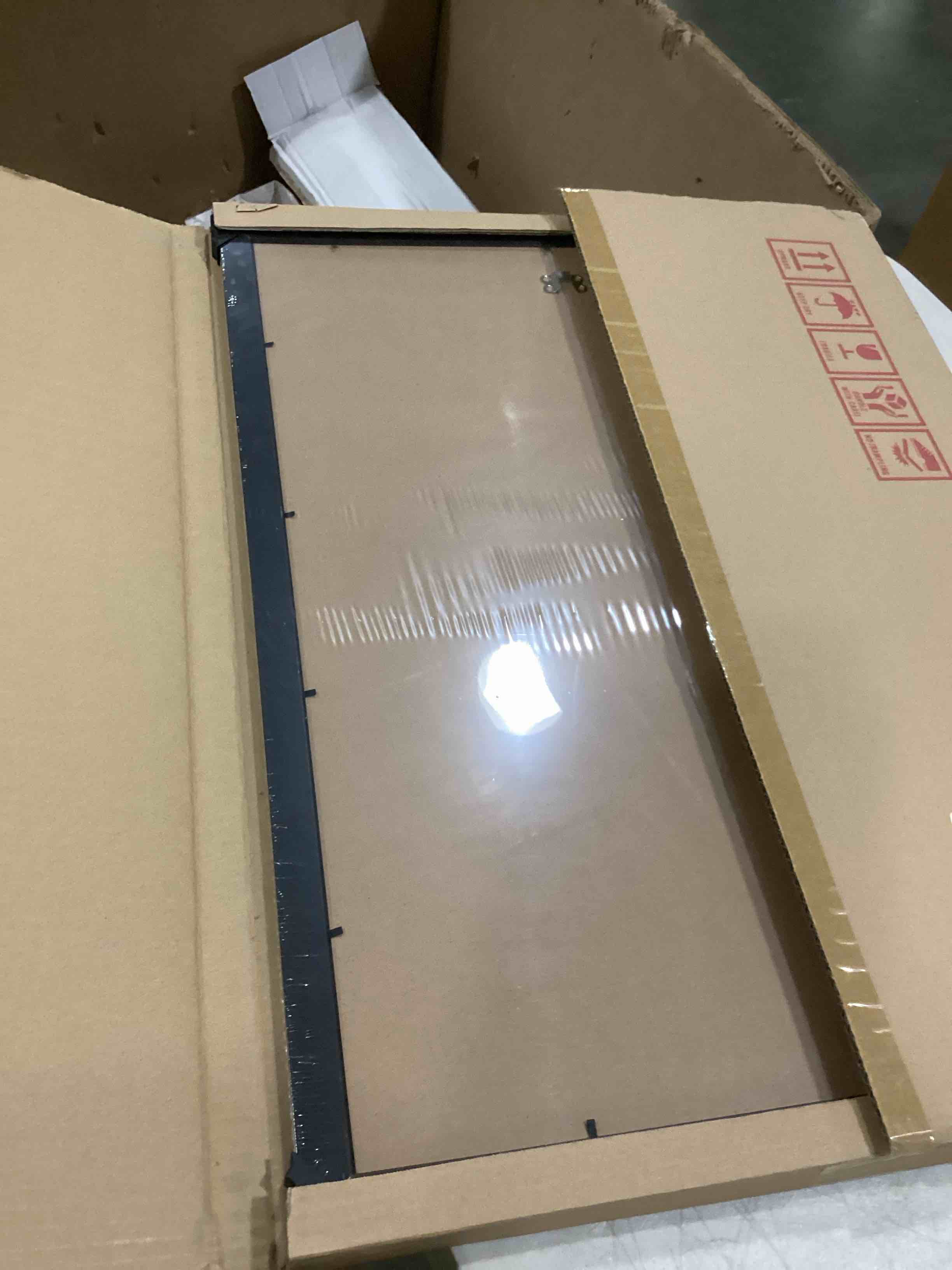 https://s3.amazonaws.com/lotting-images-prod/bidfta/TEA1580733_1744638289549.jpeg