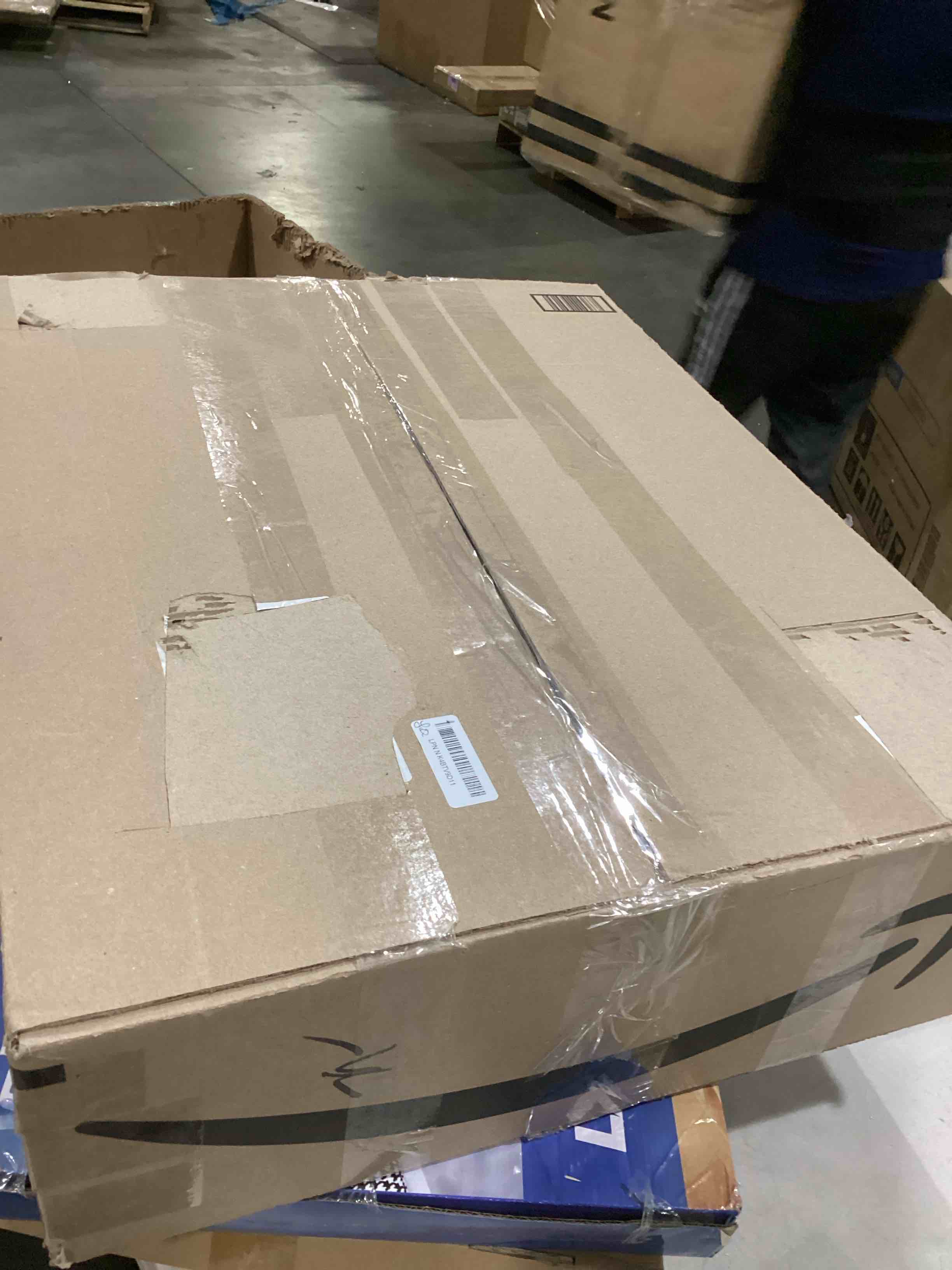 https://s3.amazonaws.com/lotting-images-prod/bidfta/TEA1581086_1744979187827.jpeg