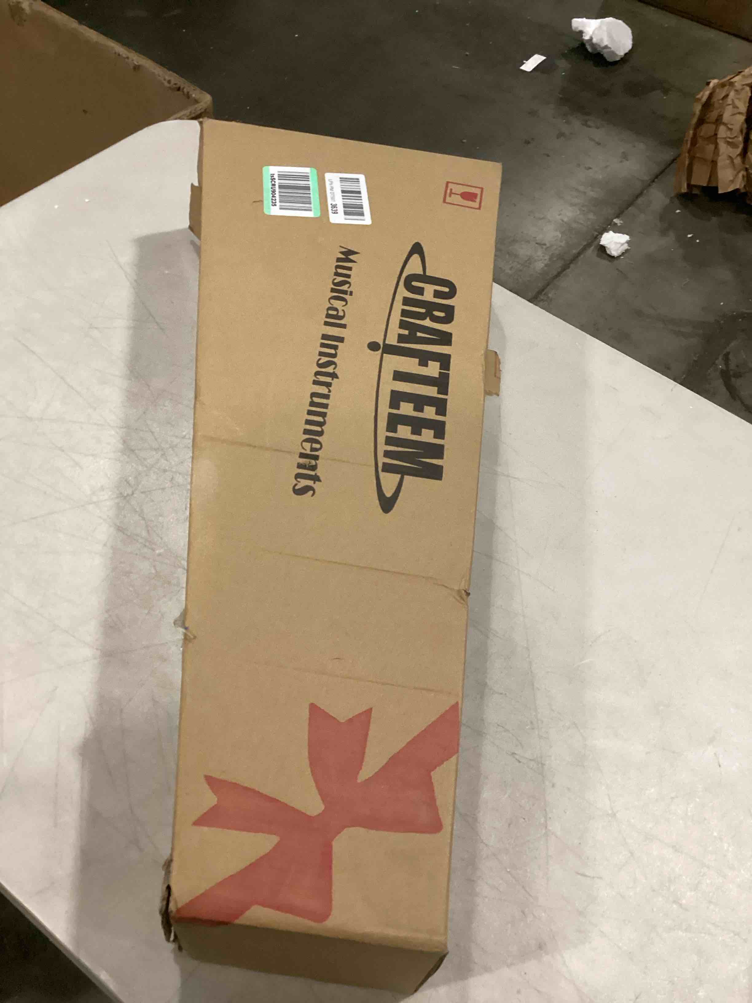 https://s3.amazonaws.com/lotting-images-prod/bidfta/TEA1581296_1745258131091.jpeg