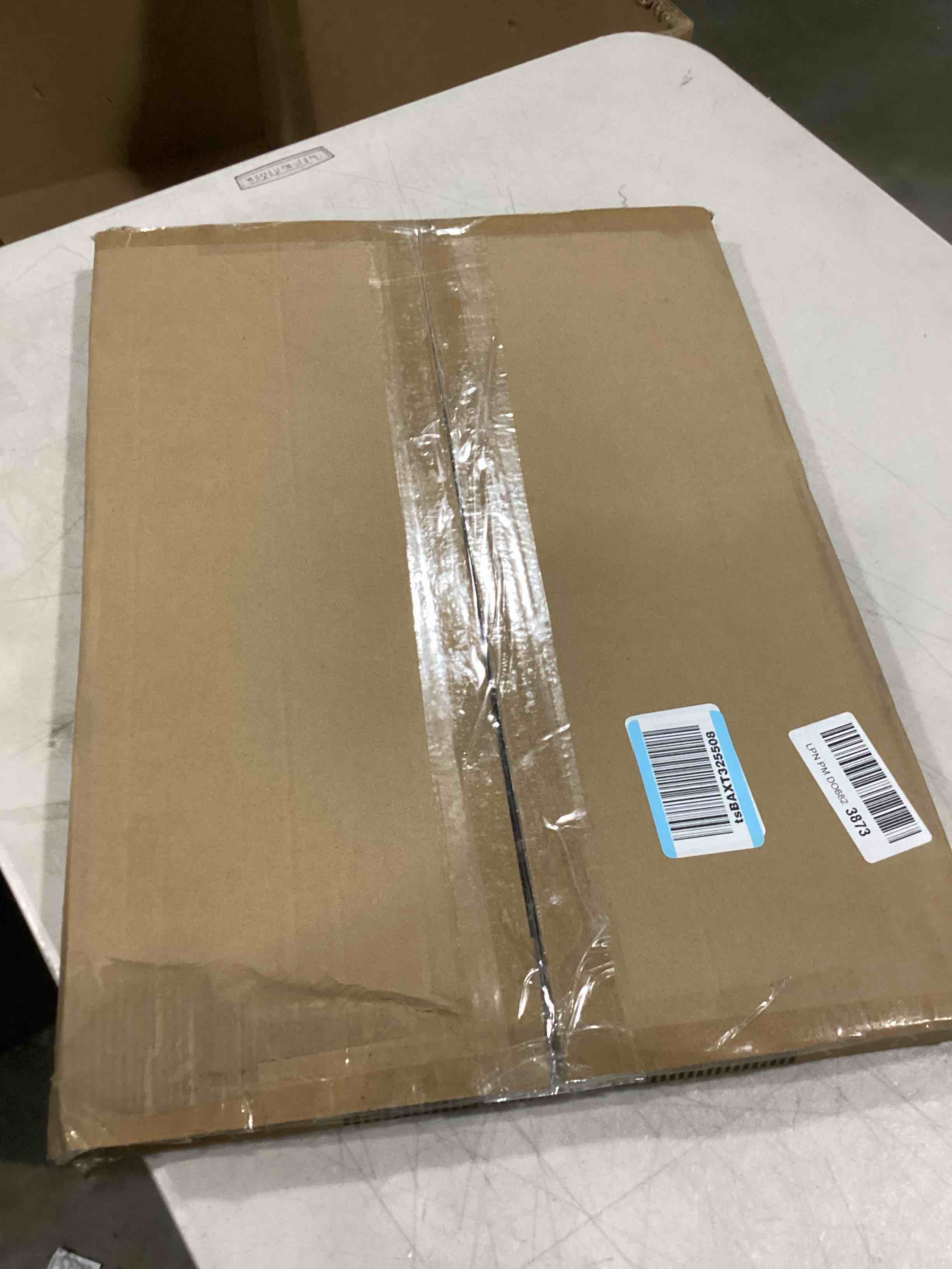 https://s3.amazonaws.com/lotting-images-prod/bidfta/TEA1581304_1745263005058.jpeg