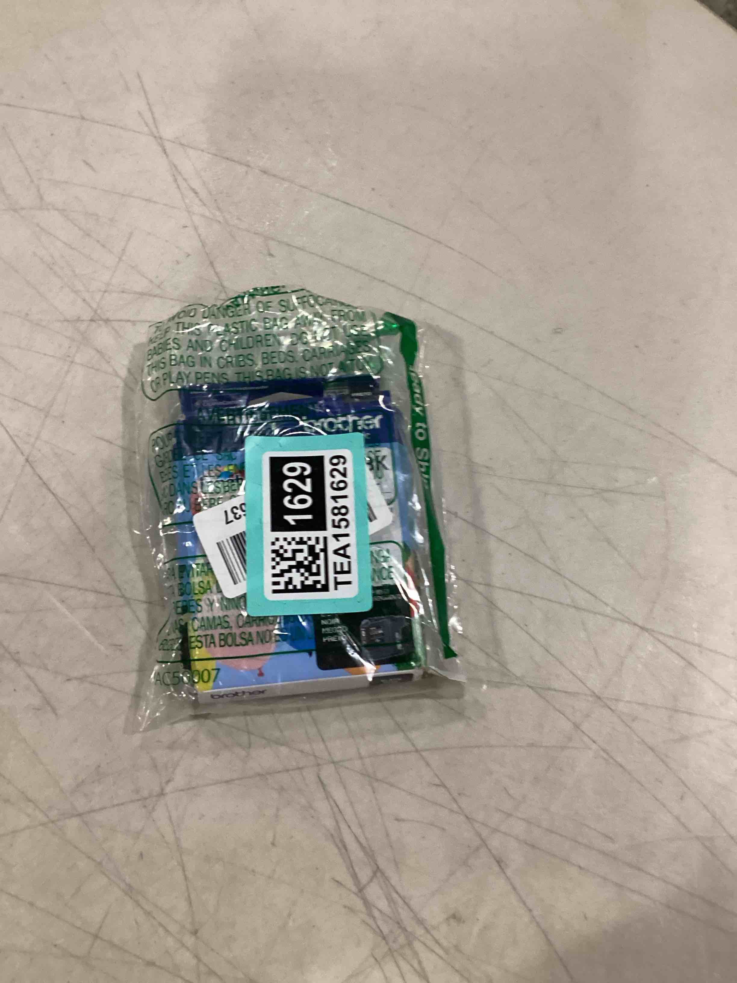 https://s3.amazonaws.com/lotting-images-prod/bidfta/TEA1581629_1745600792927.jpeg