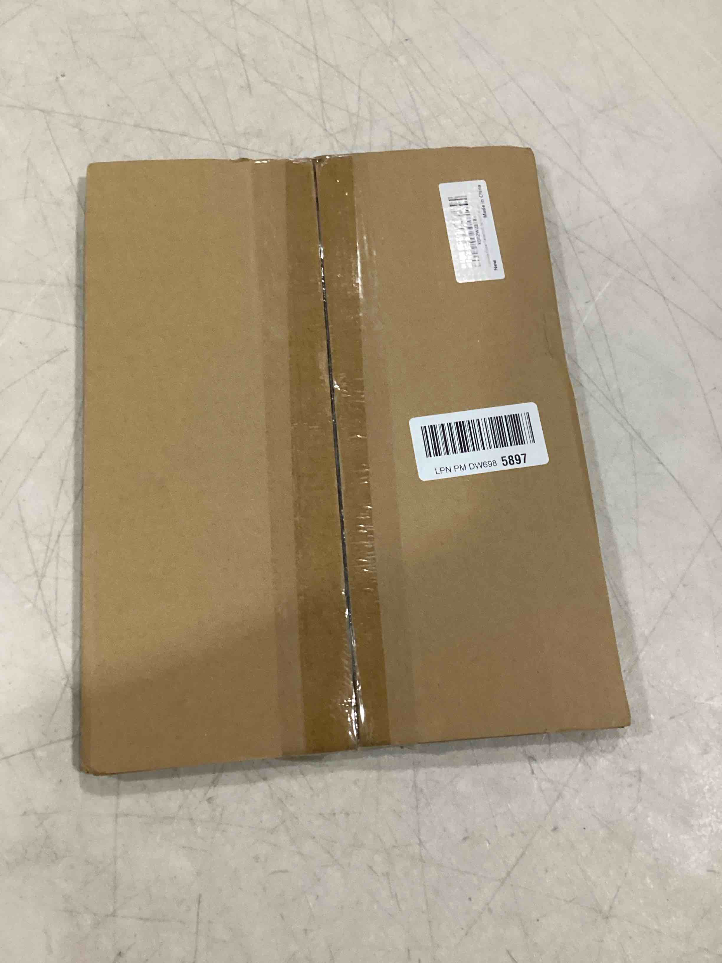https://s3.amazonaws.com/lotting-images-prod/bidfta/TEA1581665_1745607753779.jpeg