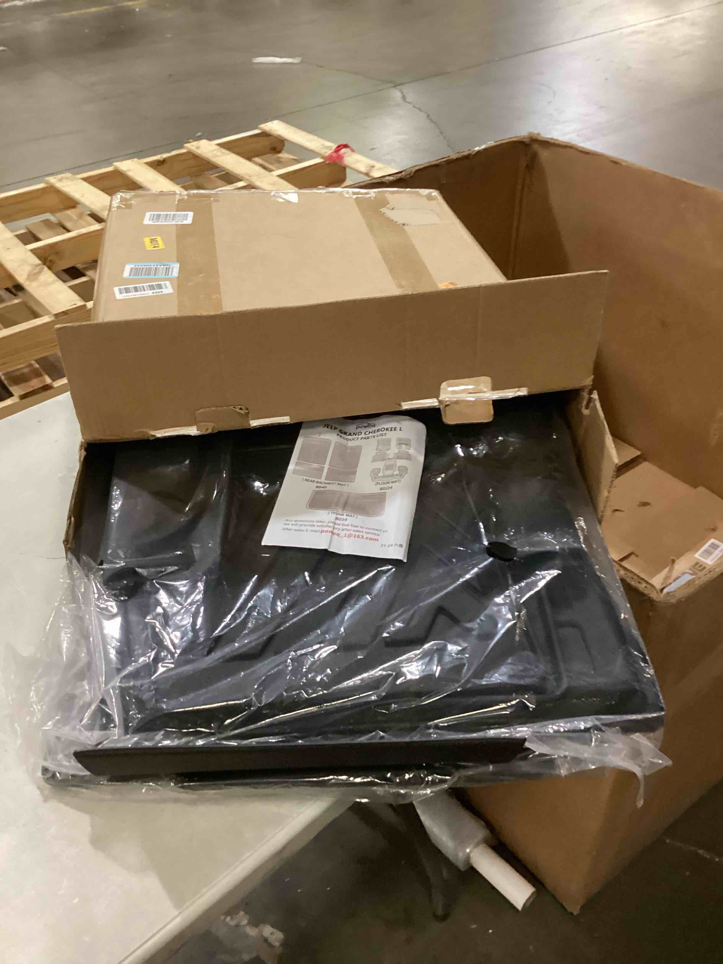 https://s3.amazonaws.com/lotting-images-prod/bidfta/TEA1582648_1745606149639.jpeg