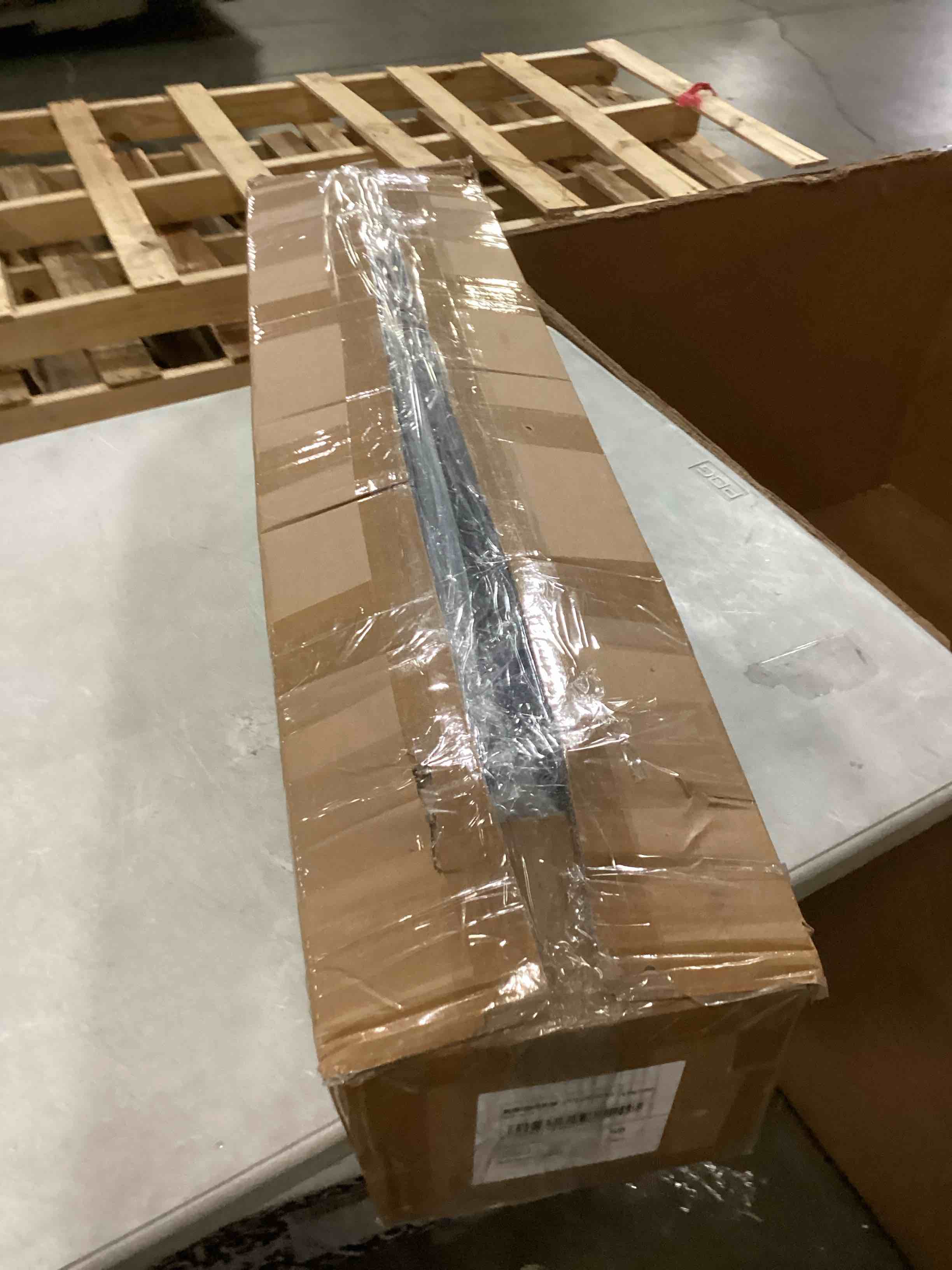 https://s3.amazonaws.com/lotting-images-prod/bidfta/TEA1582706_1745843268725.jpeg