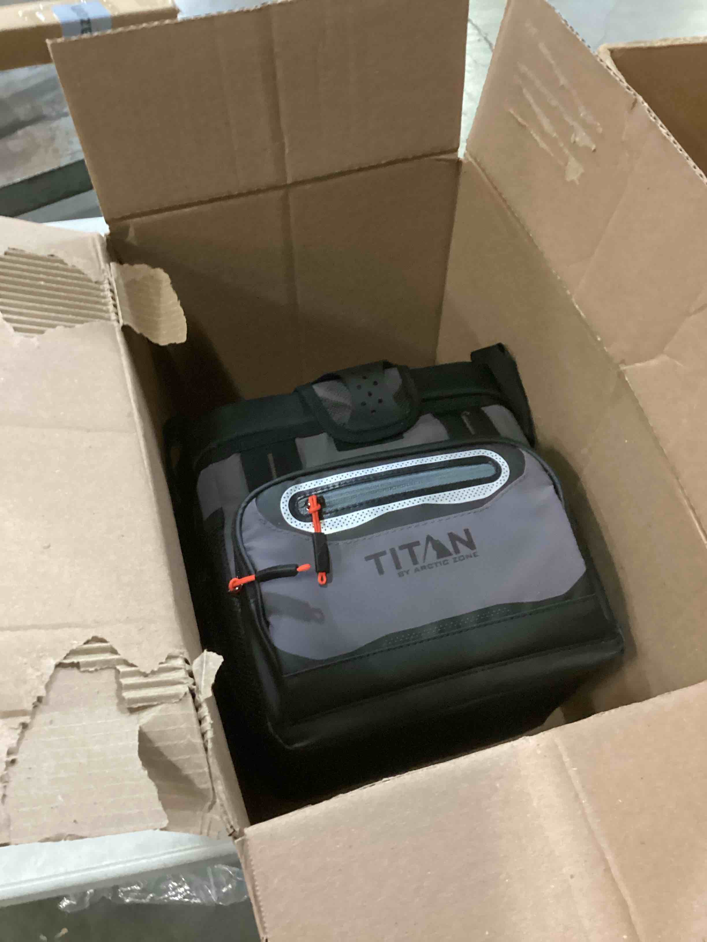https://s3.amazonaws.com/lotting-images-prod/bidfta/TEA1582814_1745864610108.jpeg