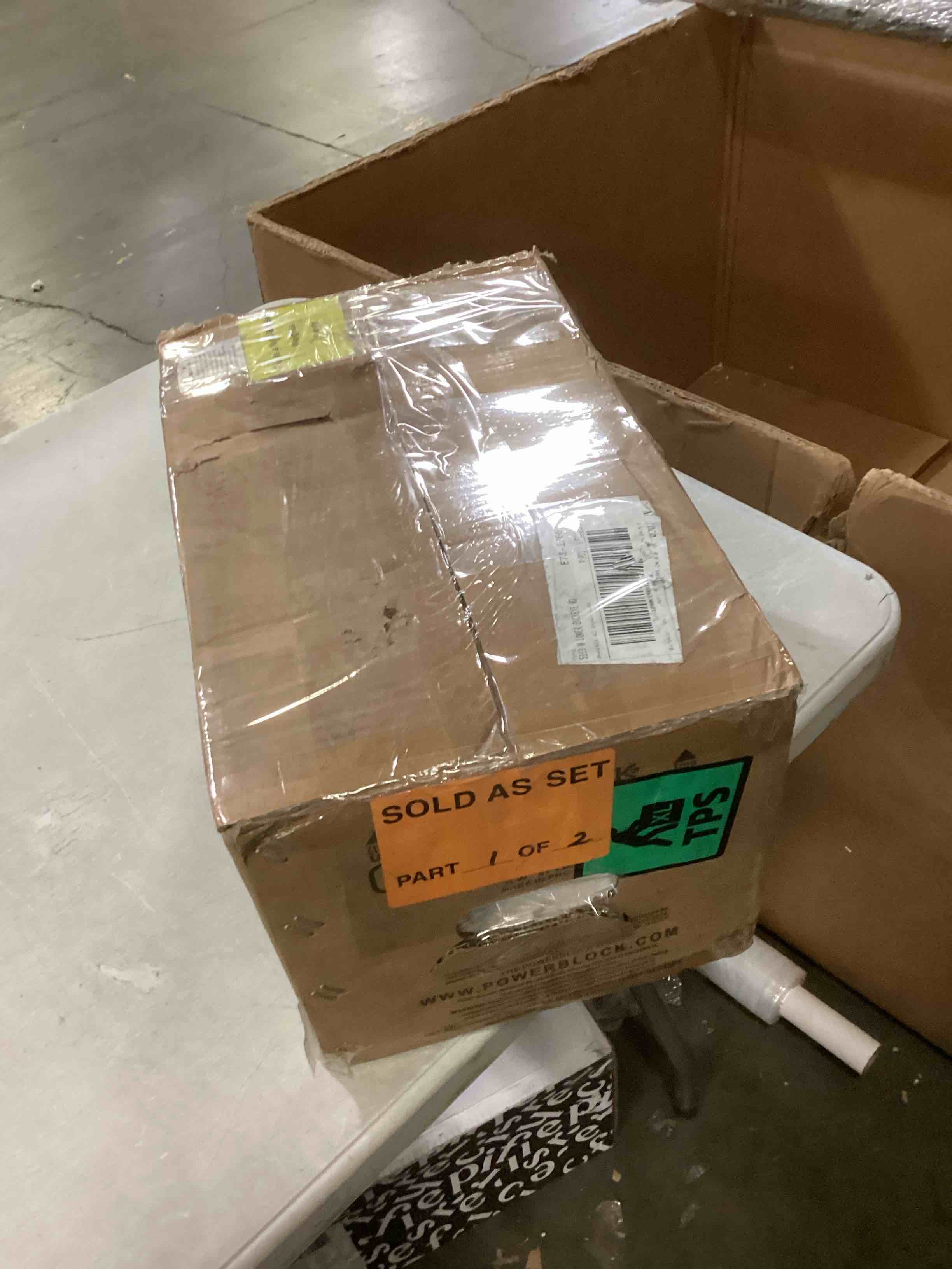 https://s3.amazonaws.com/lotting-images-prod/bidfta/TEA1582822_1745865941301.jpeg