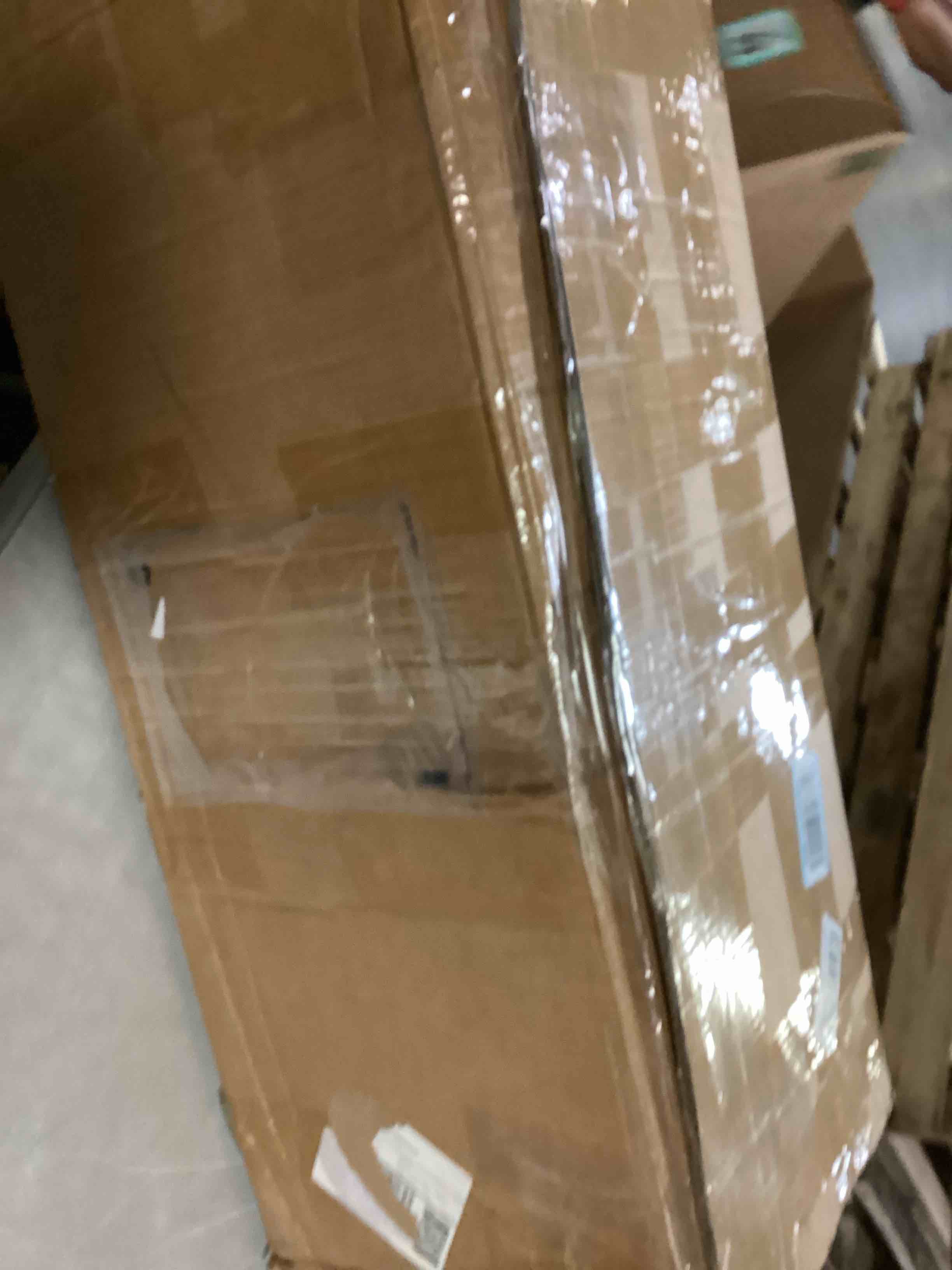 https://s3.amazonaws.com/lotting-images-prod/bidfta/TEA1584258_1749036162548.jpeg