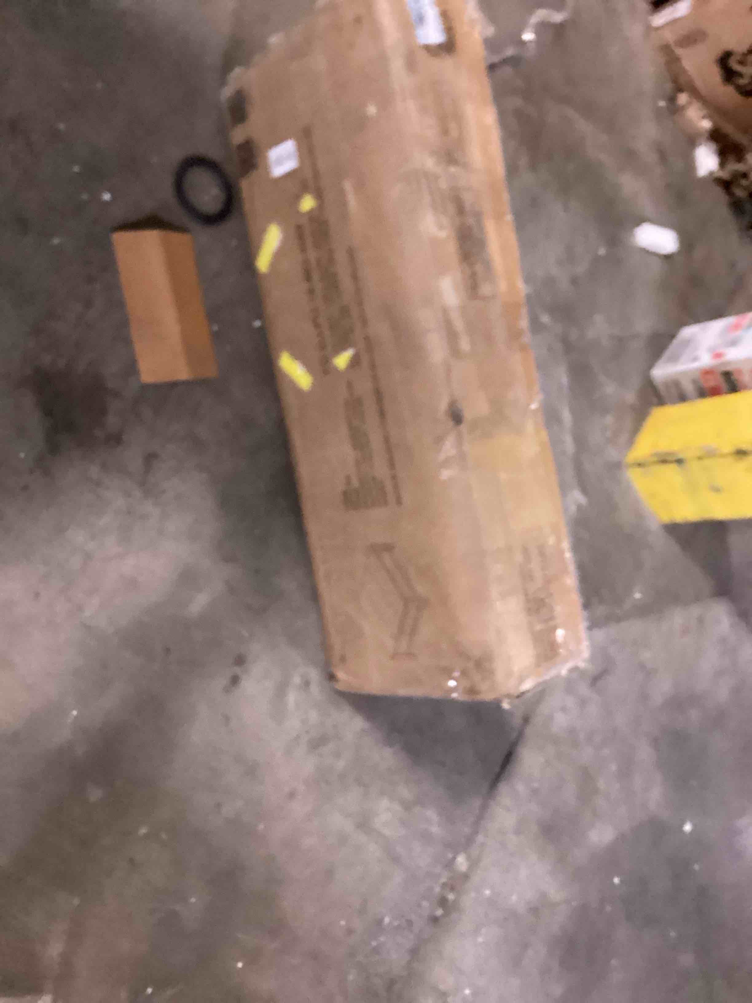 https://s3.amazonaws.com/lotting-images-prod/bidfta/TEA1584854_1749568767768.jpeg