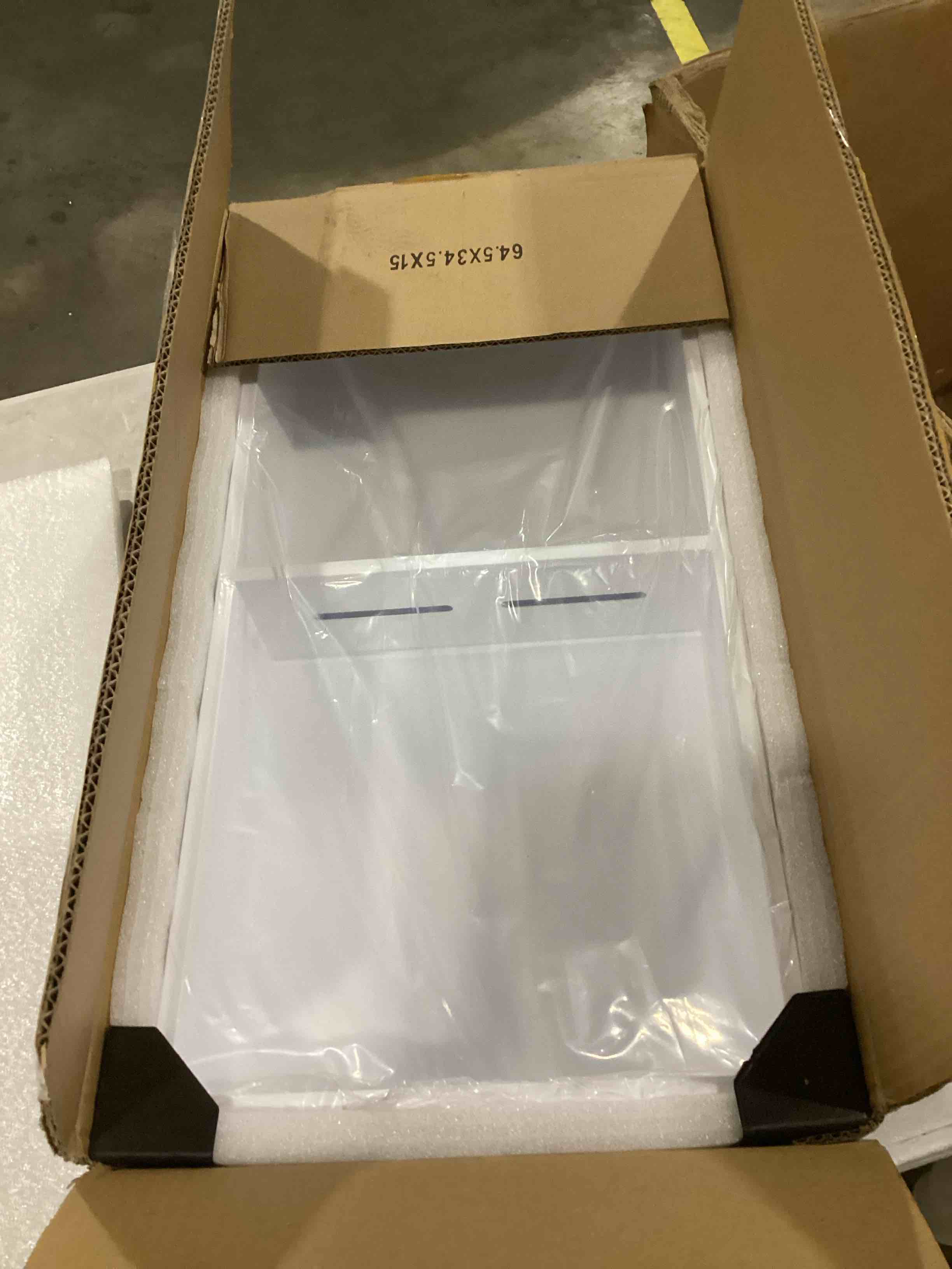 https://s3.amazonaws.com/lotting-images-prod/bidfta/TEA1588025_1740053653929.jpeg