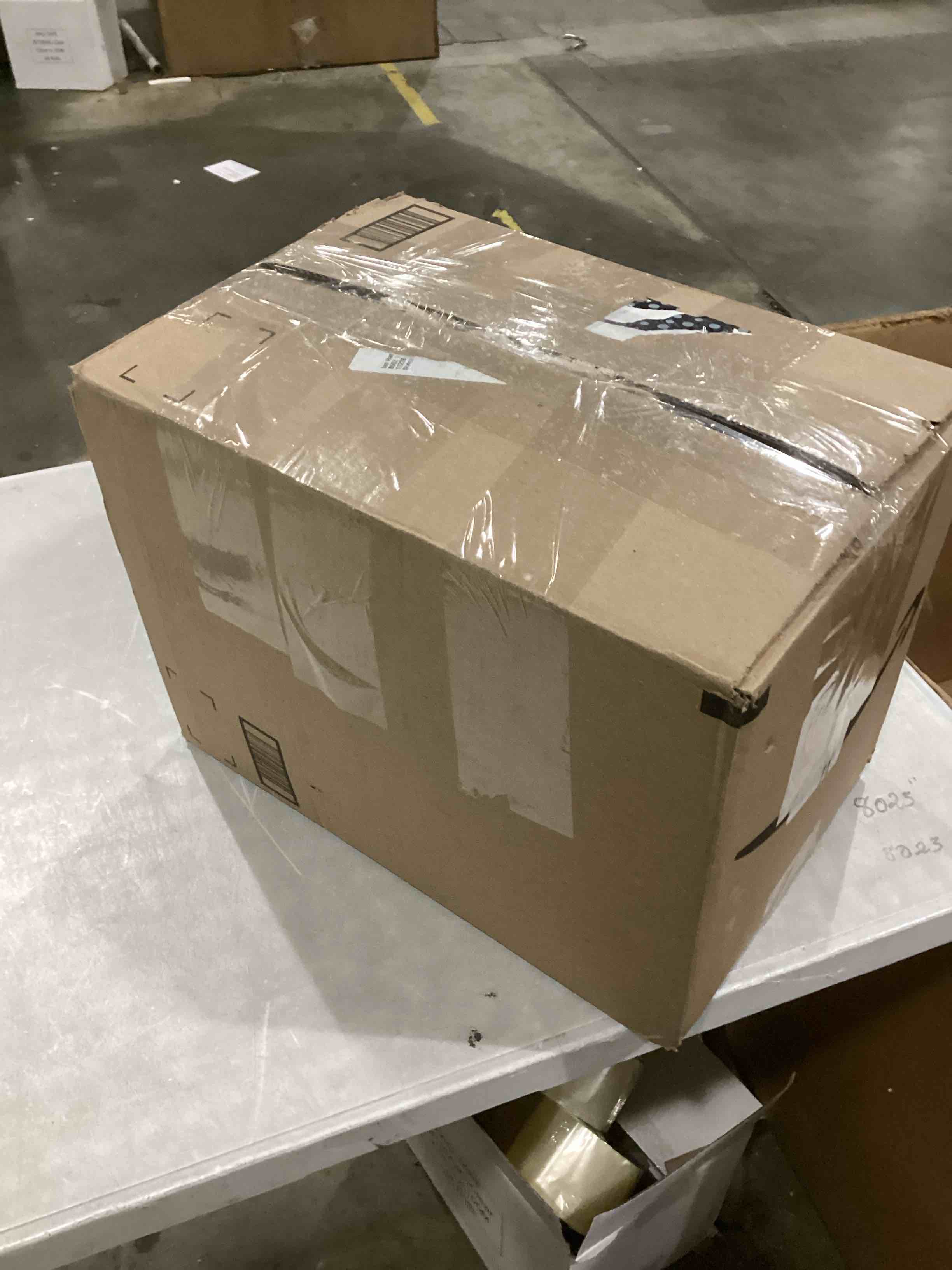 https://s3.amazonaws.com/lotting-images-prod/bidfta/TEA1588145_1740076742583.jpeg