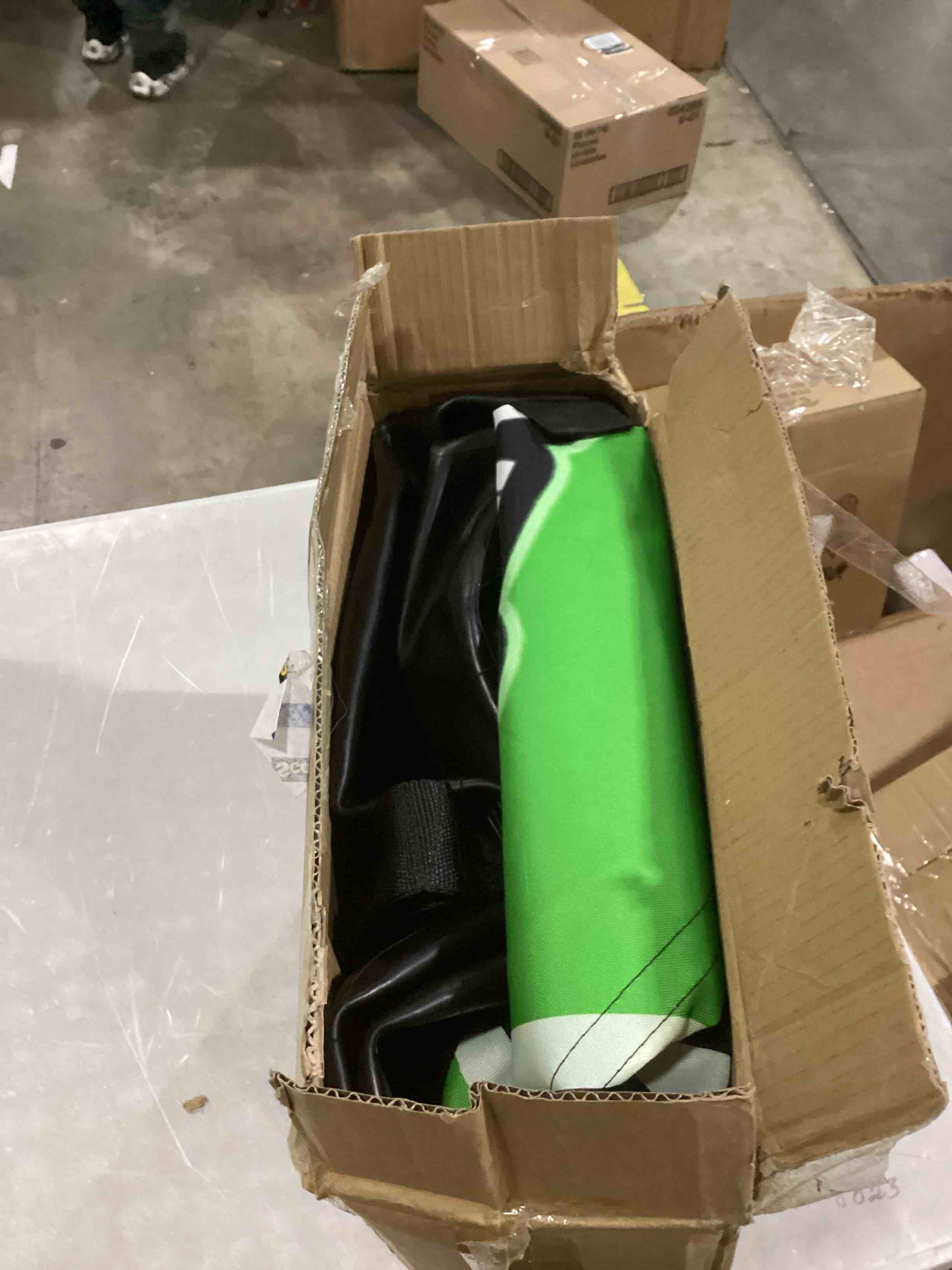 https://s3.amazonaws.com/lotting-images-prod/bidfta/TEA1588401_1740425319745.jpeg