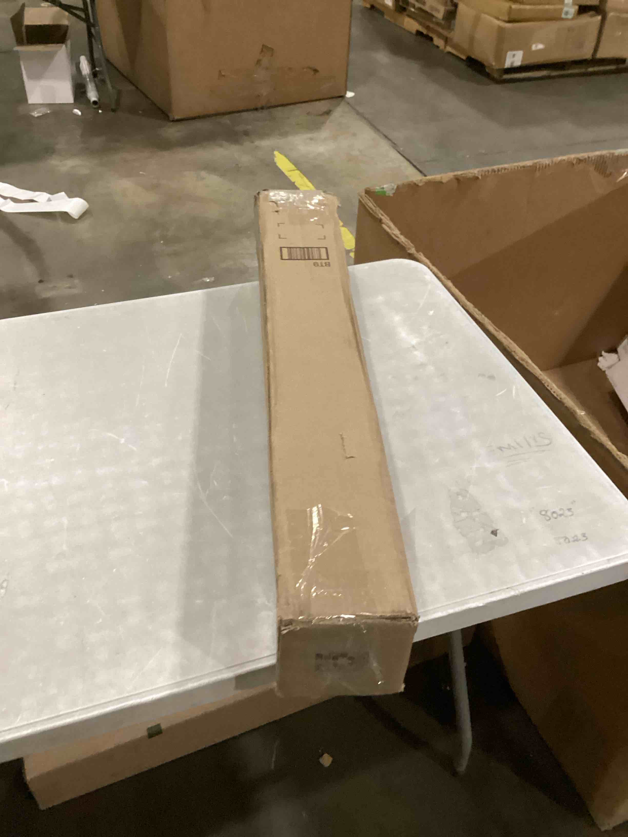 https://s3.amazonaws.com/lotting-images-prod/bidfta/TEA1589169_1741633972092.jpeg