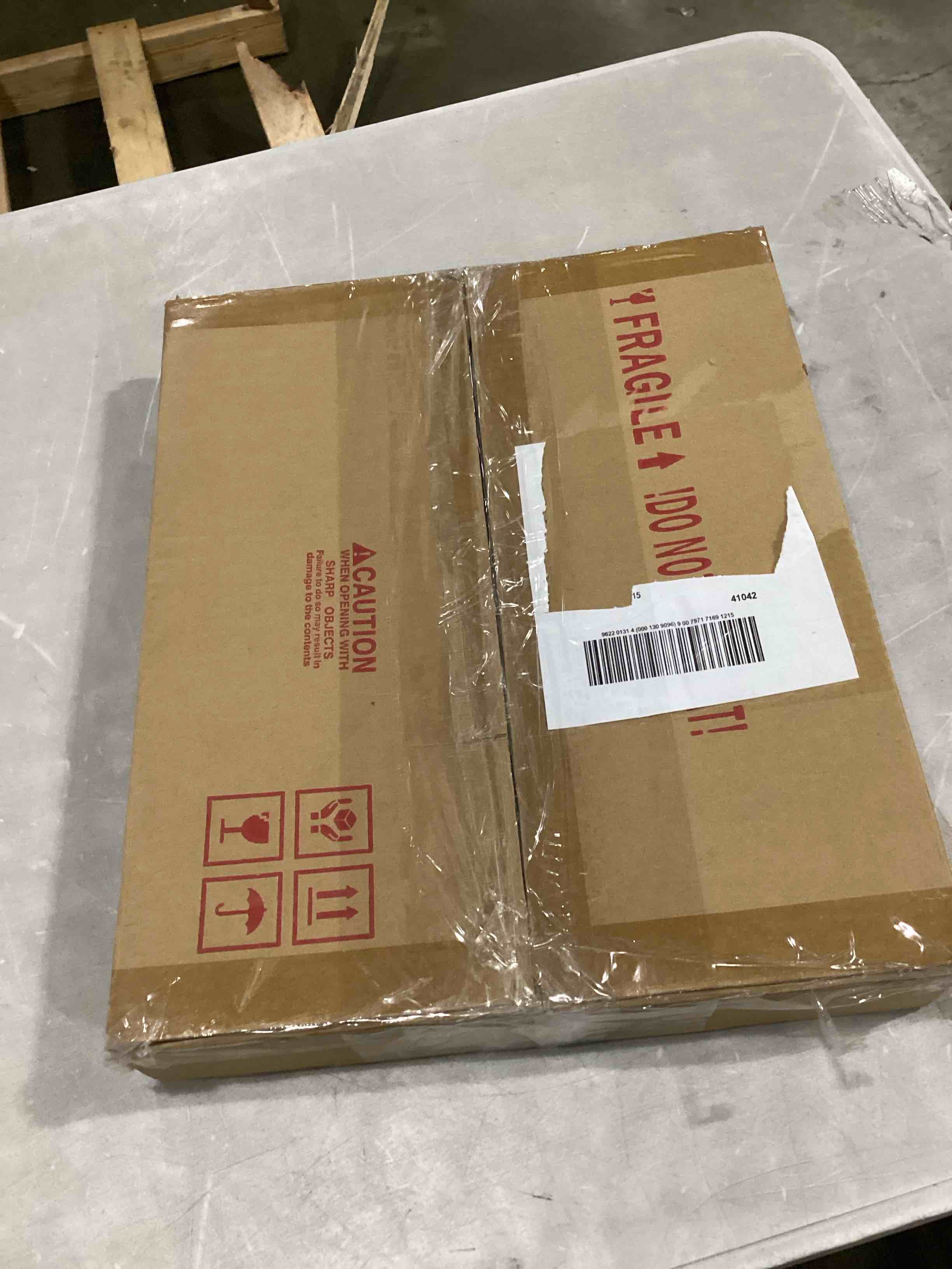 https://s3.amazonaws.com/lotting-images-prod/bidfta/TEA1589521_1742296956195.jpeg