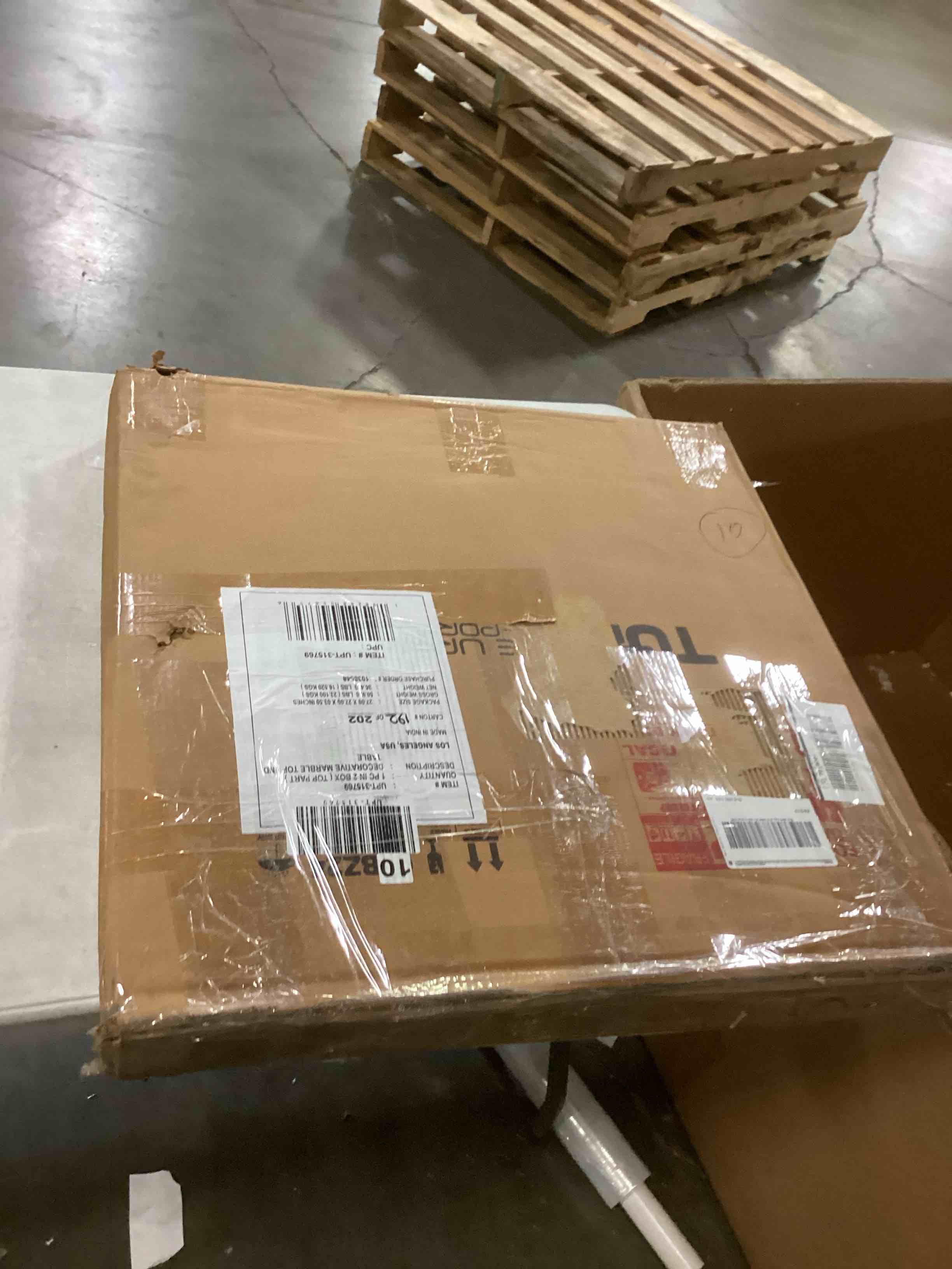 https://s3.amazonaws.com/lotting-images-prod/bidfta/TEA1590752_1744037317220.jpeg