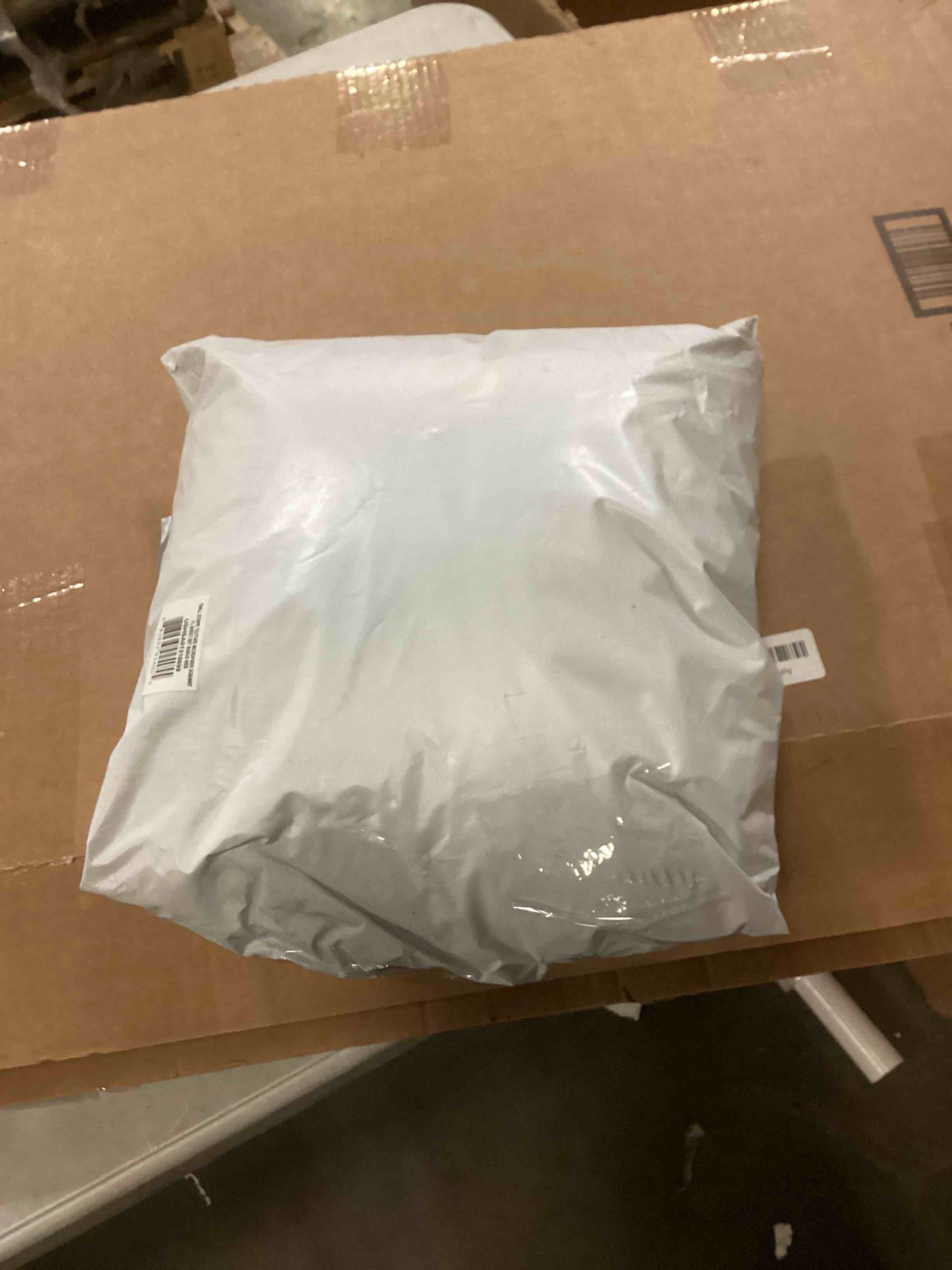 https://s3.amazonaws.com/lotting-images-prod/bidfta/TEA1590879_1744201470645.jpeg