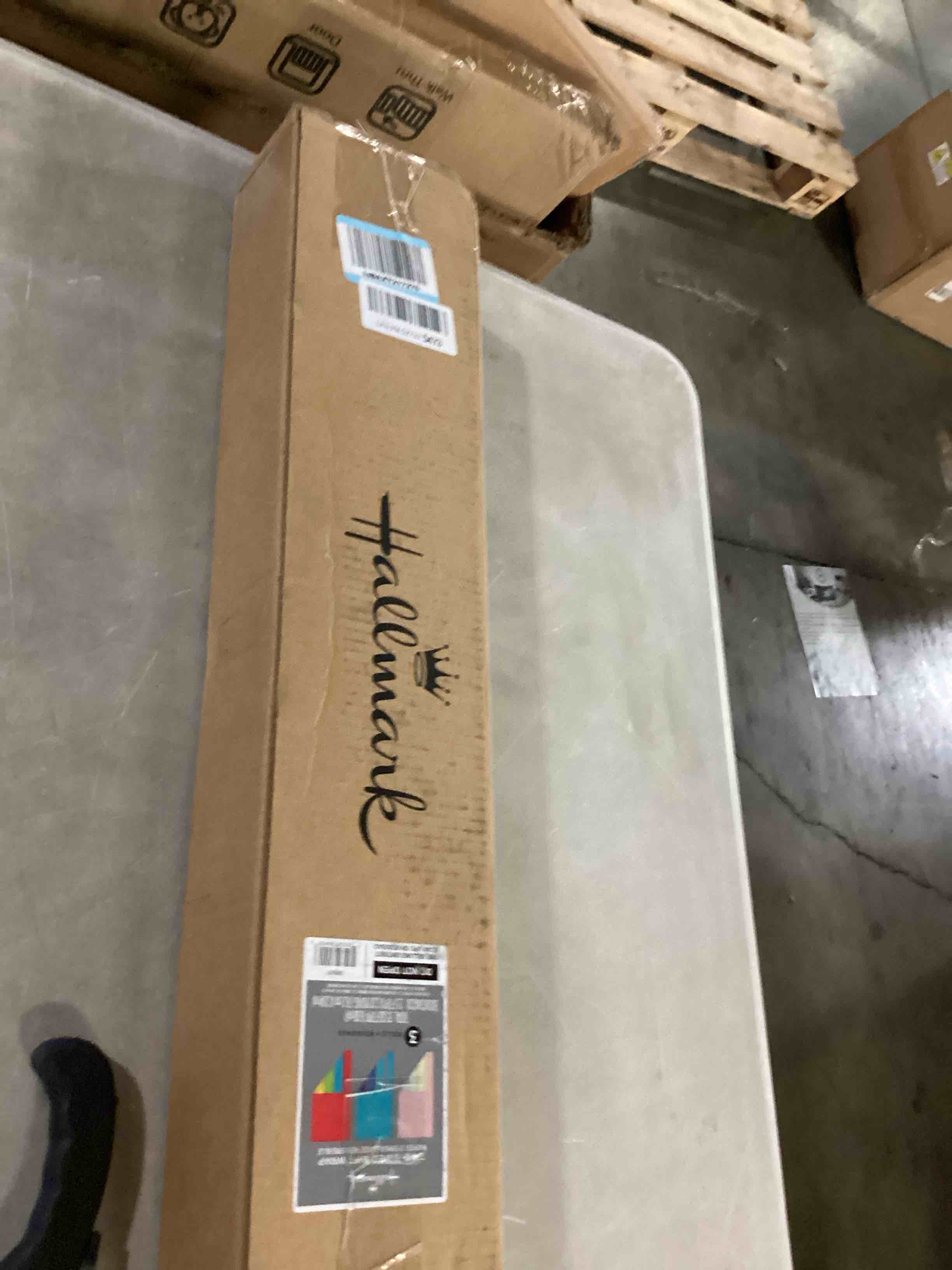 https://s3.amazonaws.com/lotting-images-prod/bidfta/TEA1592965_1750173675660.jpeg