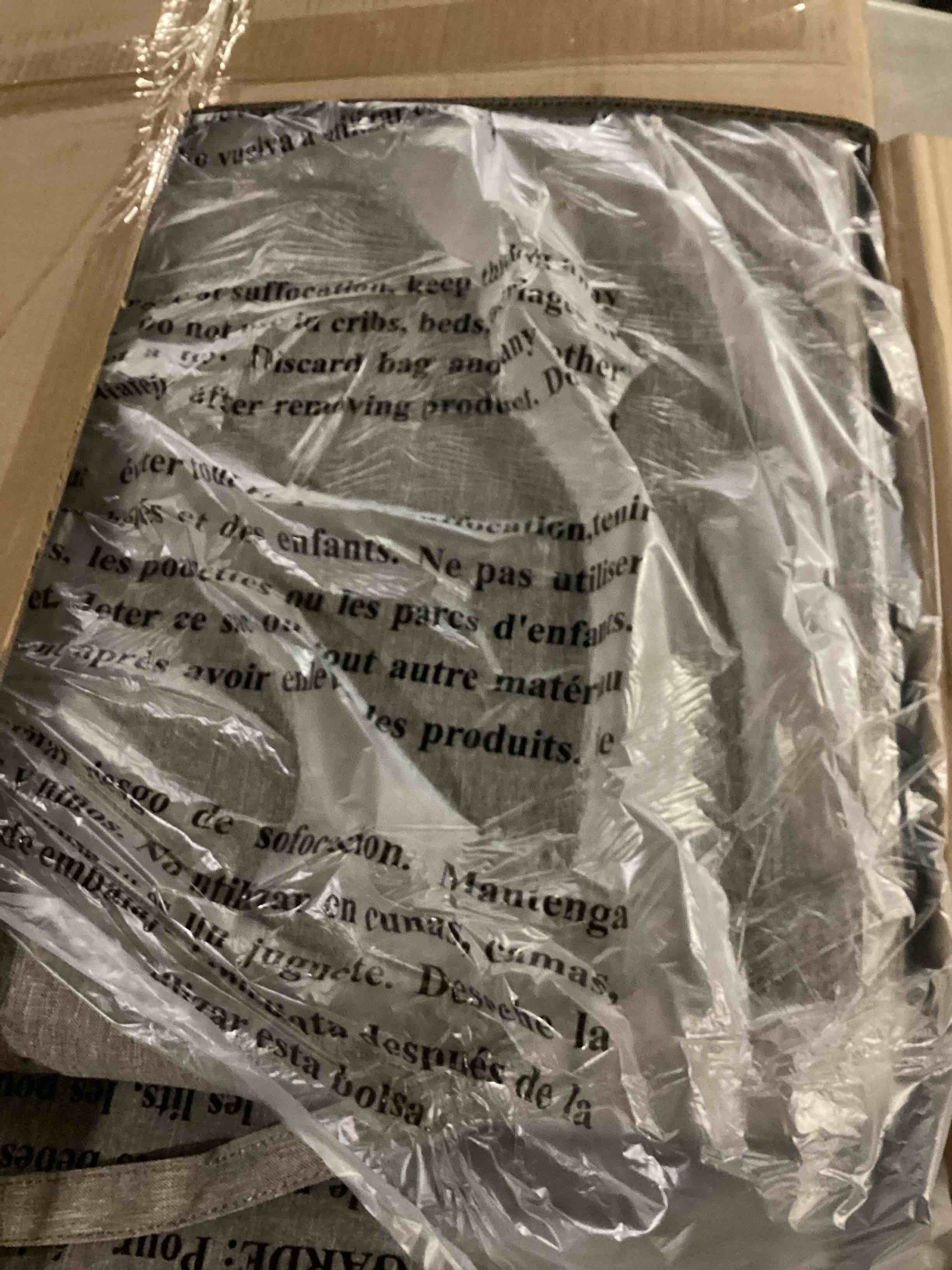 https://s3.amazonaws.com/lotting-images-prod/bidfta/TEA1593101_1750264837984.jpeg