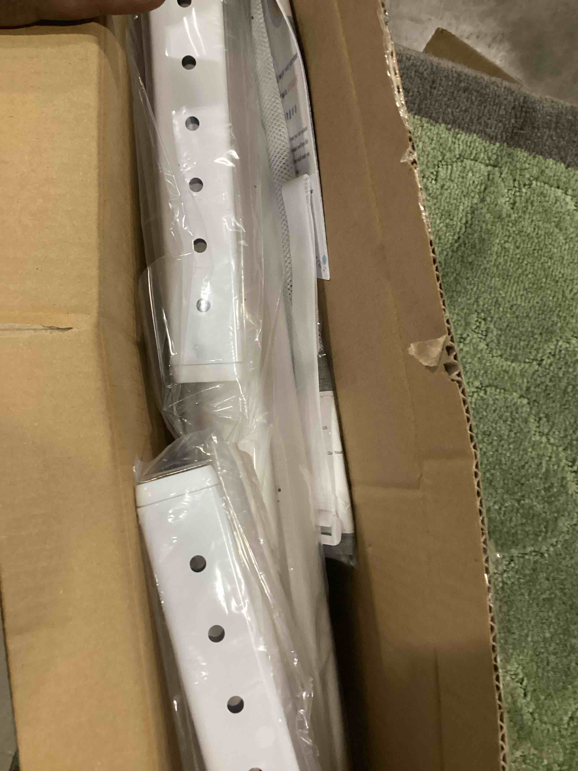 https://s3.amazonaws.com/lotting-images-prod/bidfta/TEA1596042_1741694952701.jpeg